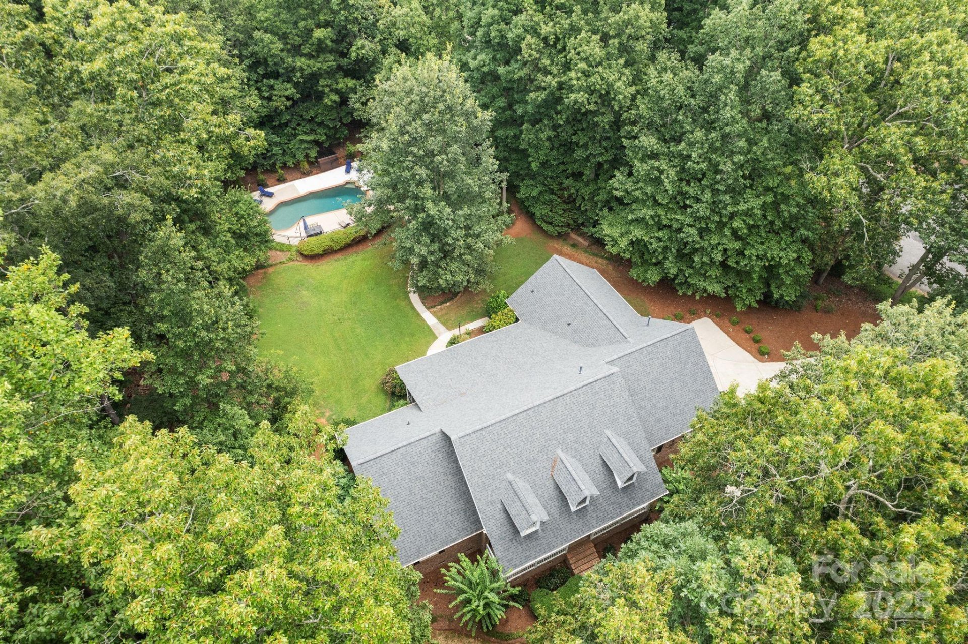West Pointe, Clover Community