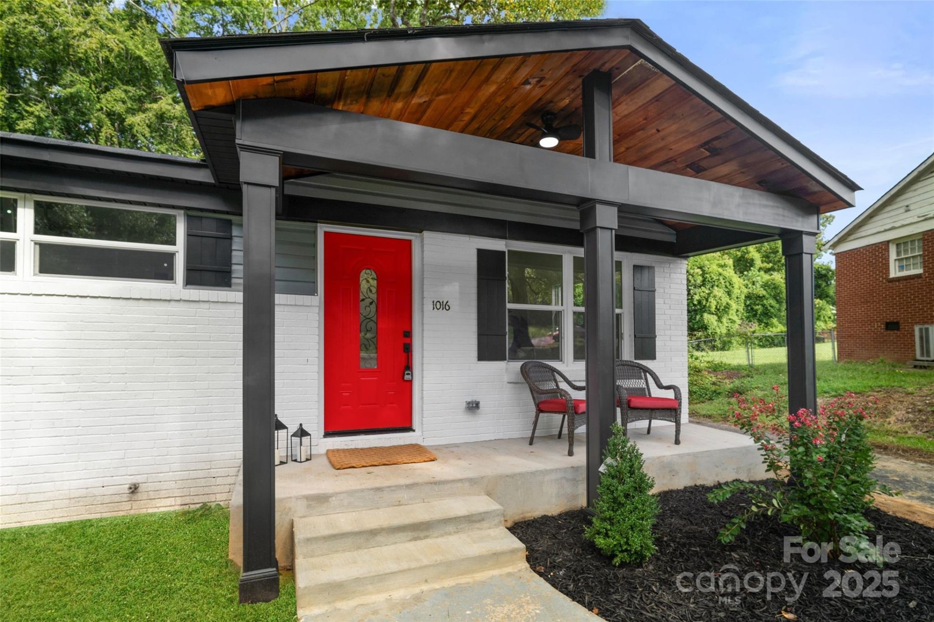 Property at 1016 Bramble Place, Charlotte, NC 28208