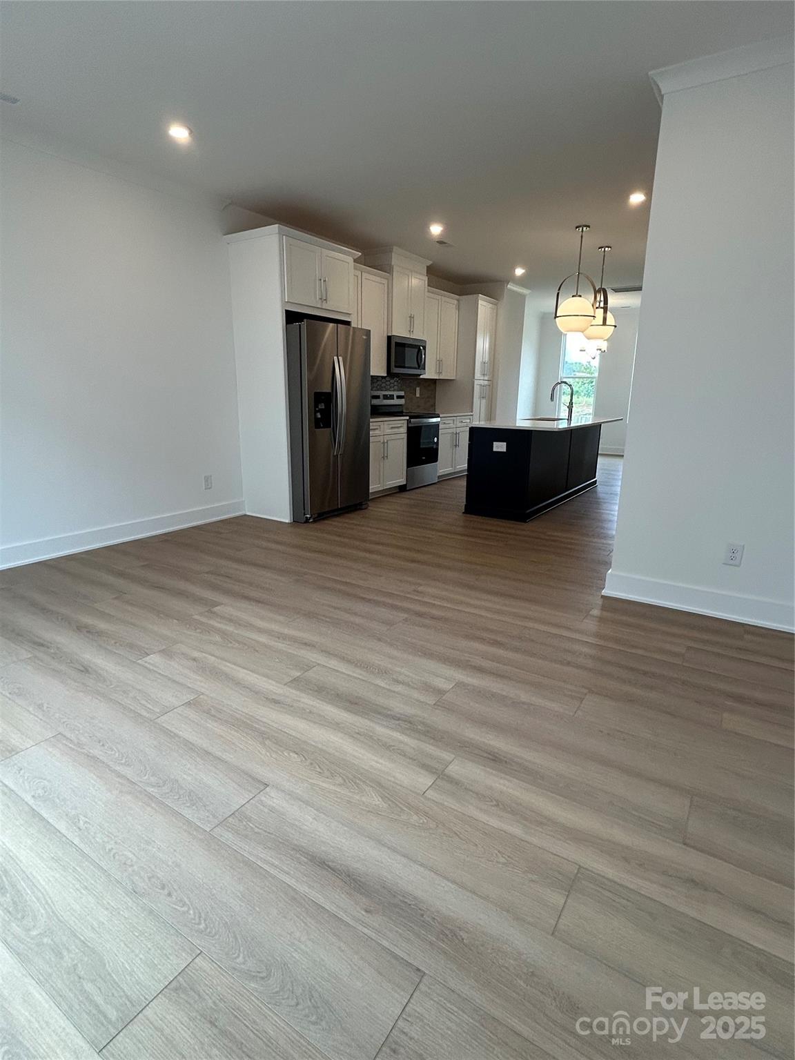 Property image 3 at 1111 Kokomo Lane, Charlotte, NC 28206