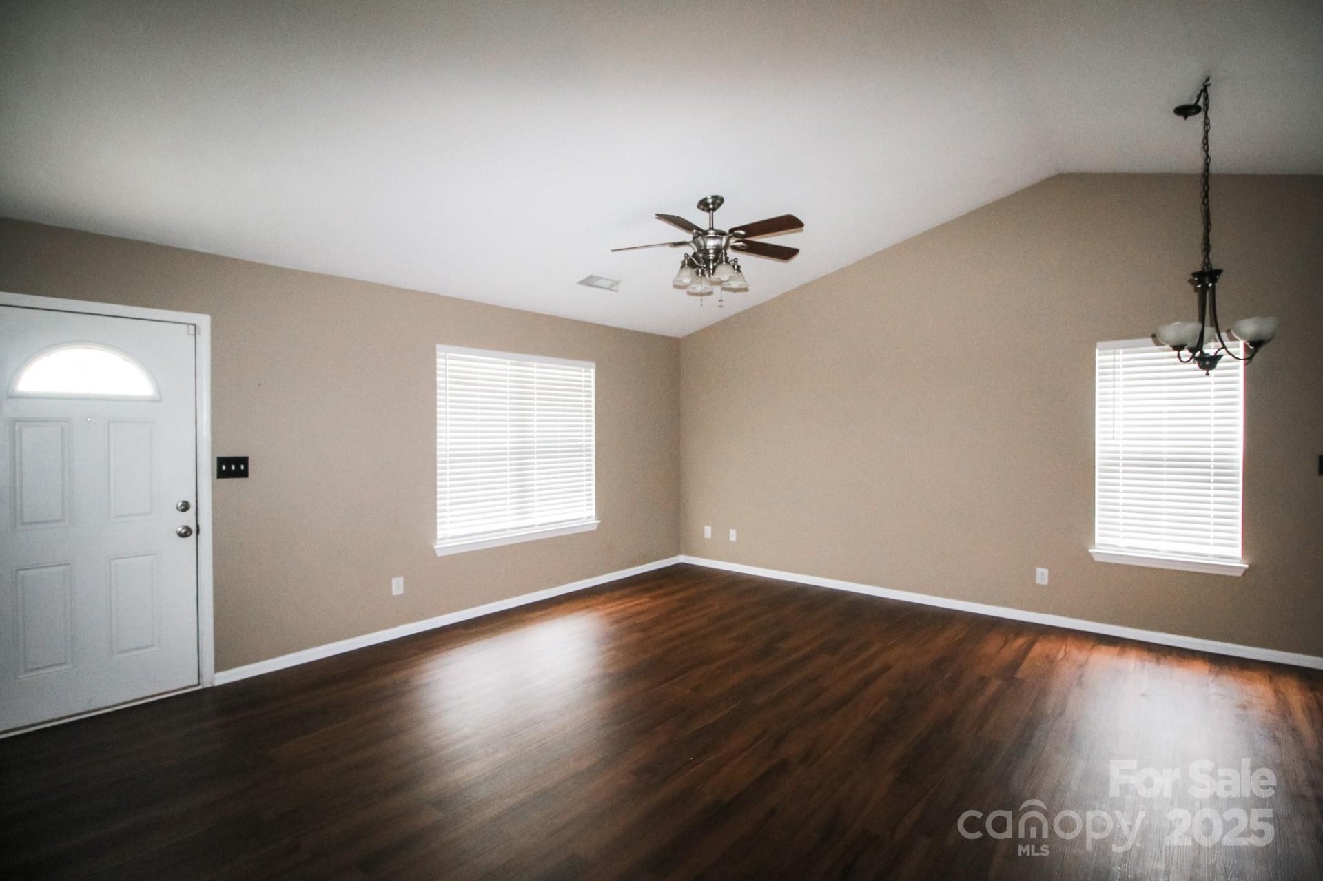 Property image 2 at 6202 Cottageville Lane, Charlotte, NC 28208