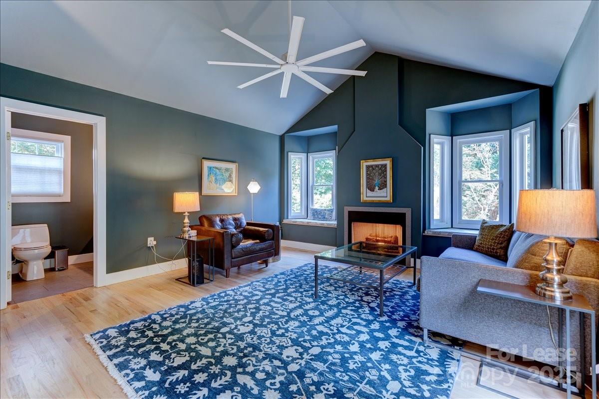 Property image 2 at 2020 Tippah Avenue, Charlotte, NC 28205