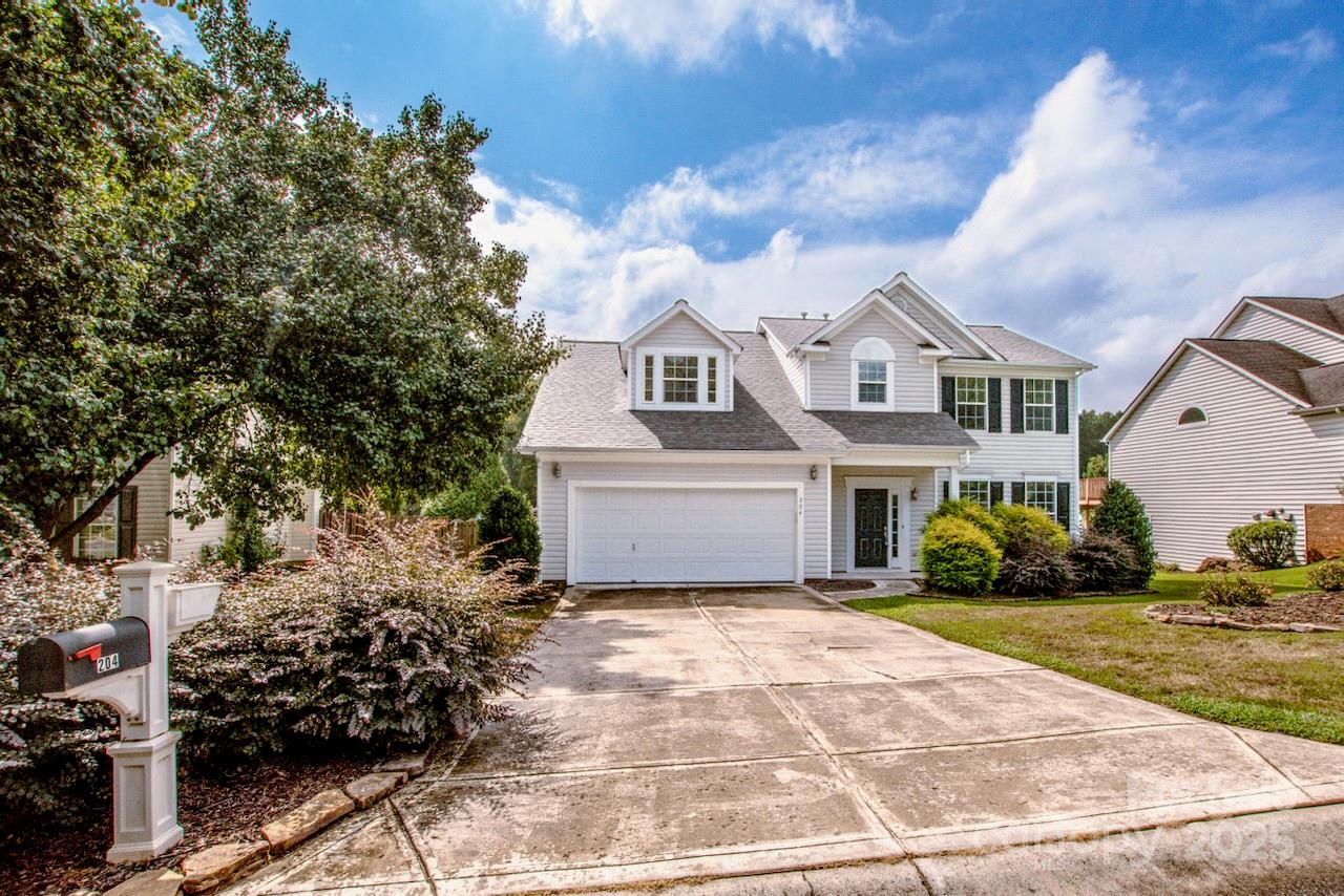 Property image 2 at 204 Misty Arbor Lane, Mooresville, NC 28117