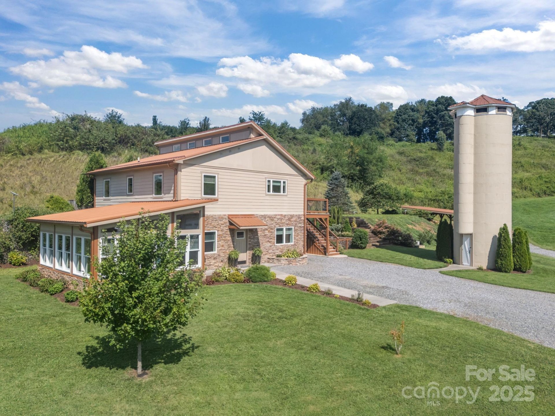 Property image 1 at 593 Buck Ridge Road, Waynesville, NC 28785