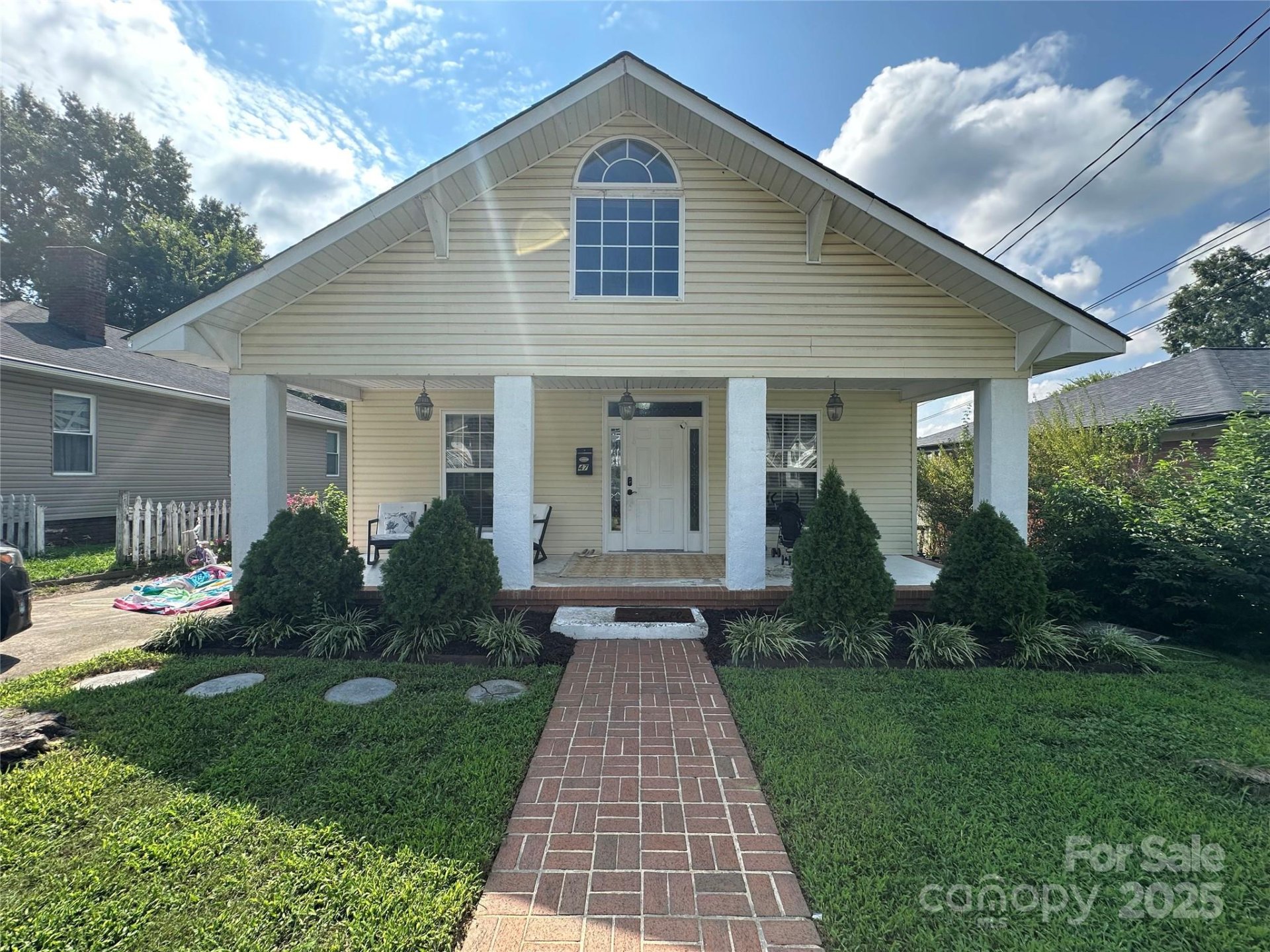 47 Douglas Avenue