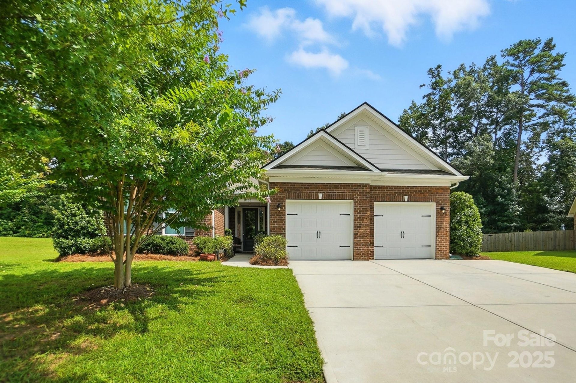 Property image 2 at 8705 Mullis Forest Court, Mint Hill, NC 28227