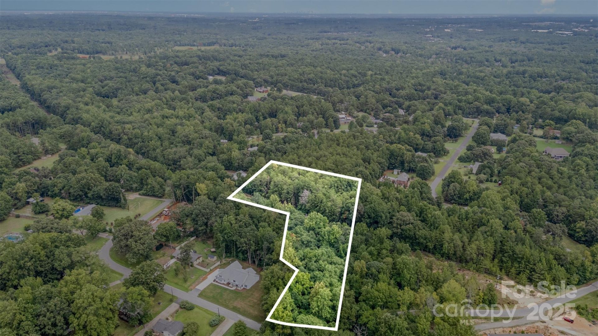 00 Briarwood Circle