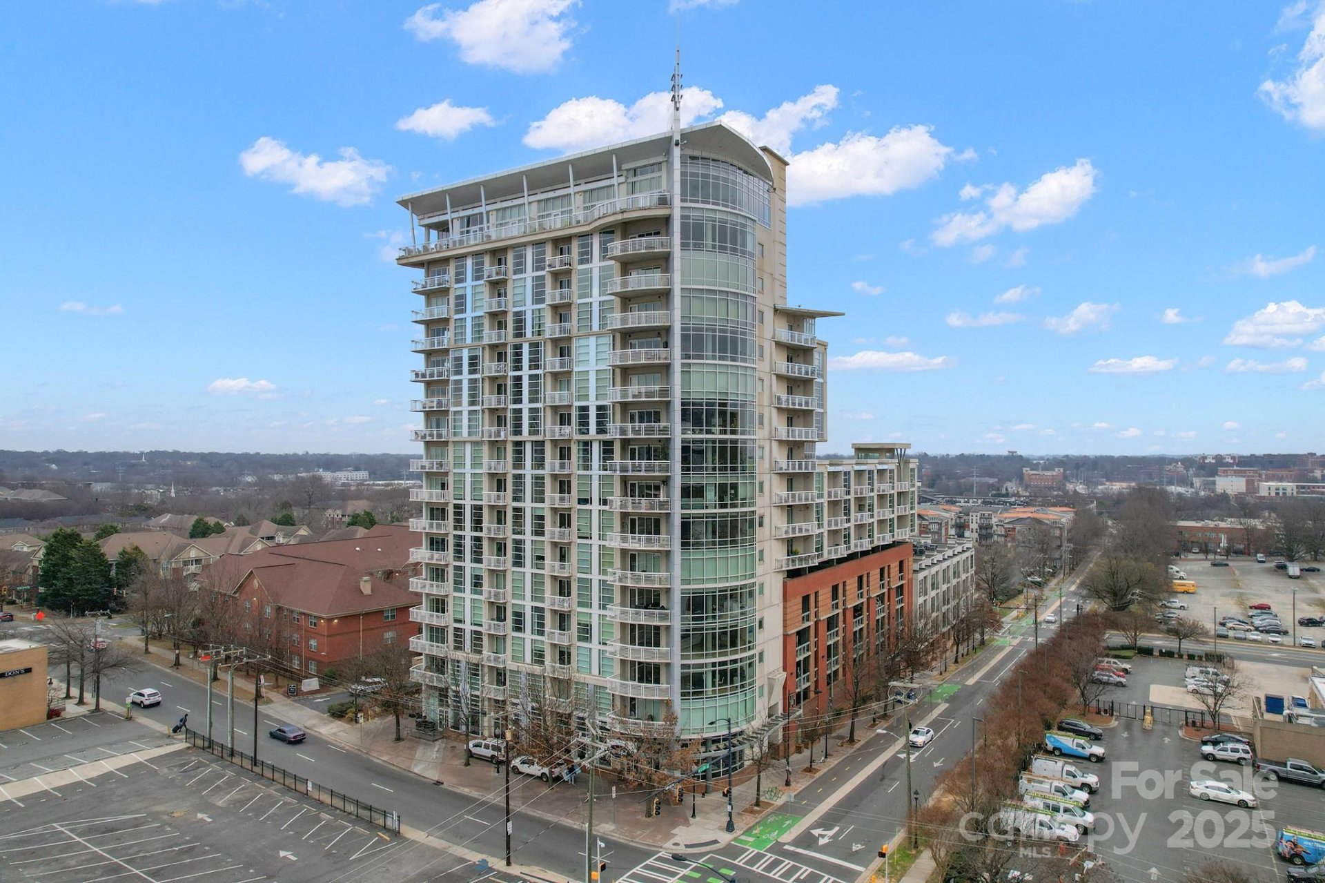 Property image 3 at 505 E 6th Street, Charlotte, NC 28202