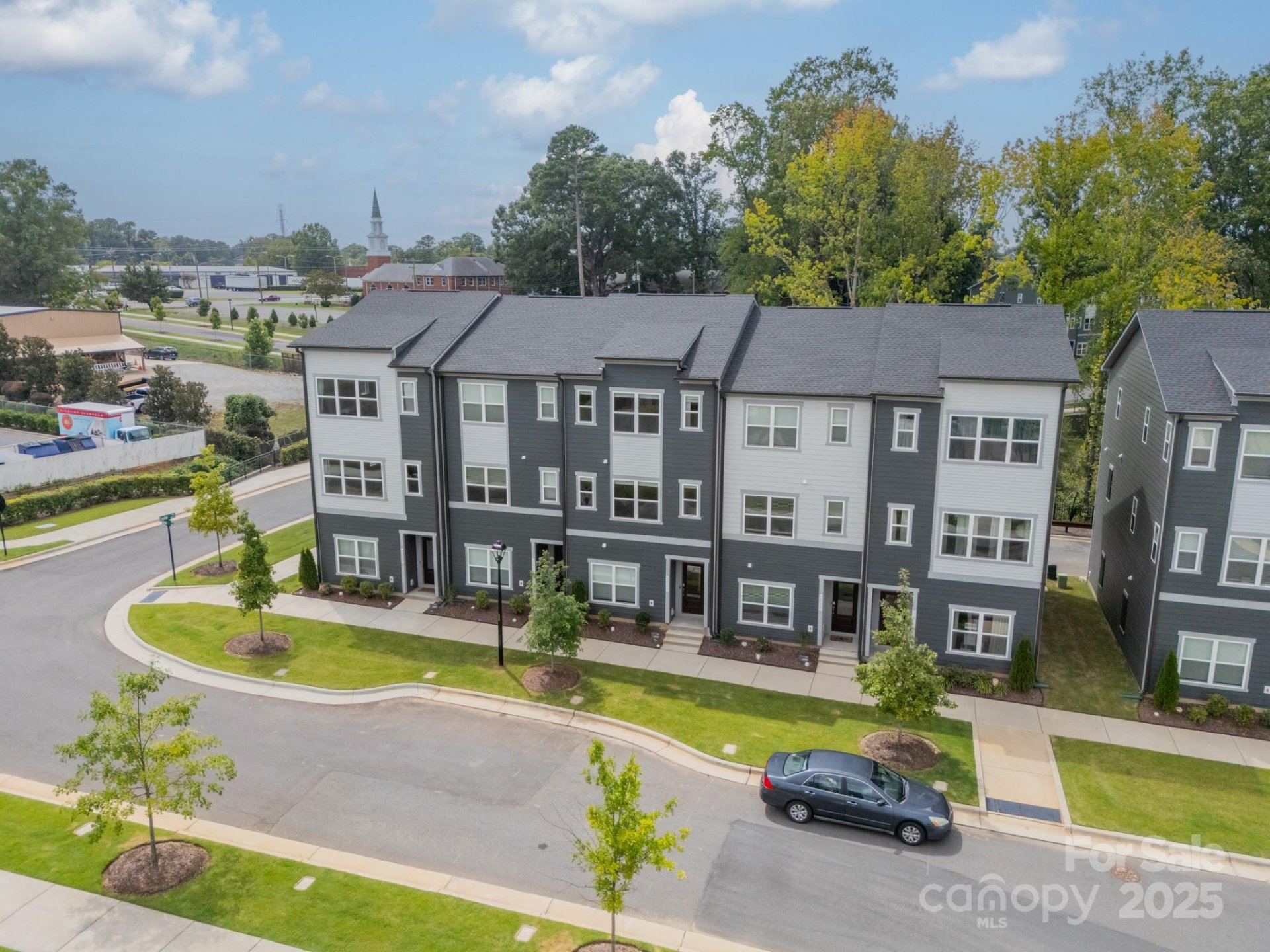 2025 Evolve Way