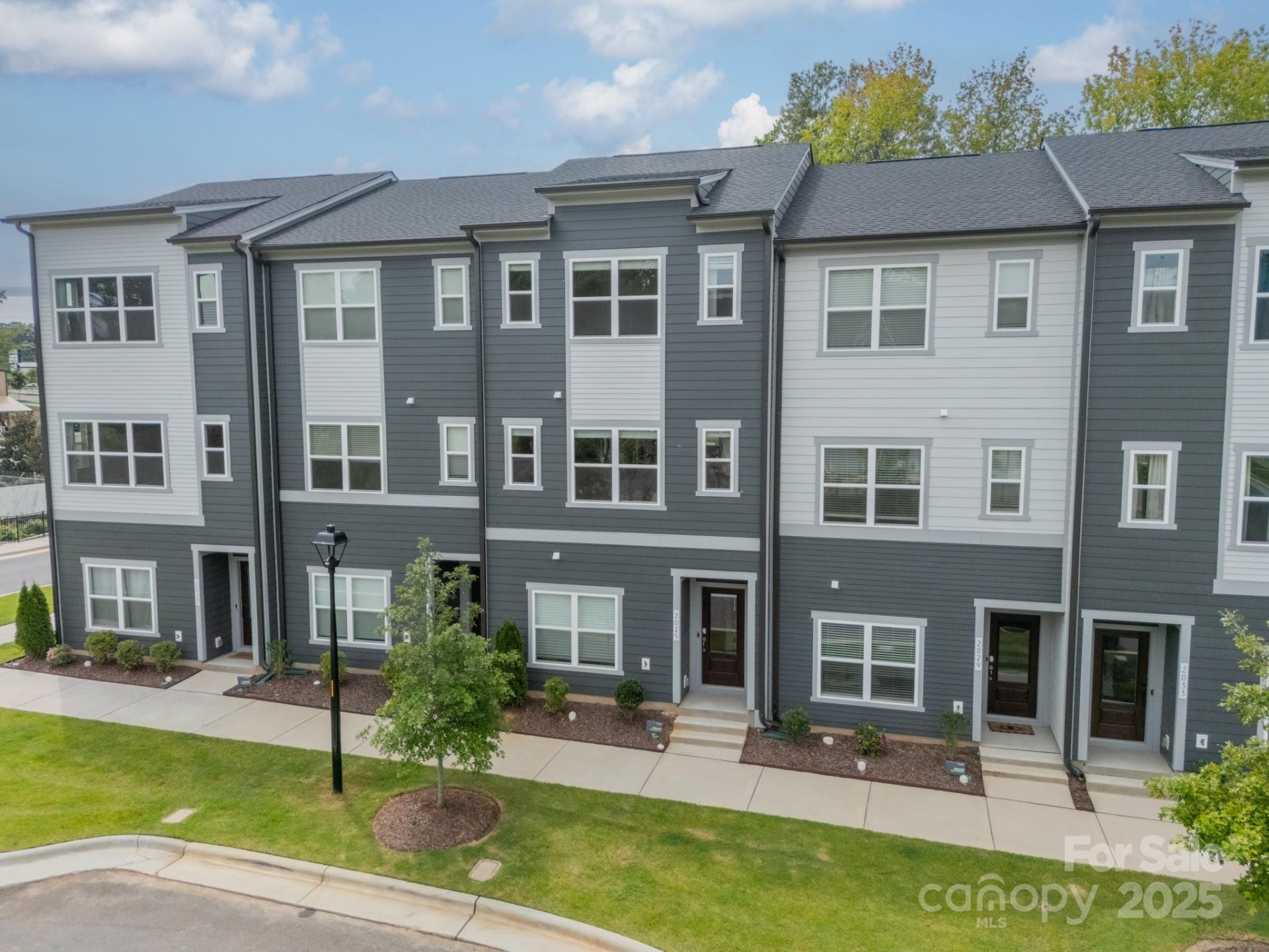 Property image 3 at 2025 Evolve Way, Charlotte, NC 28205