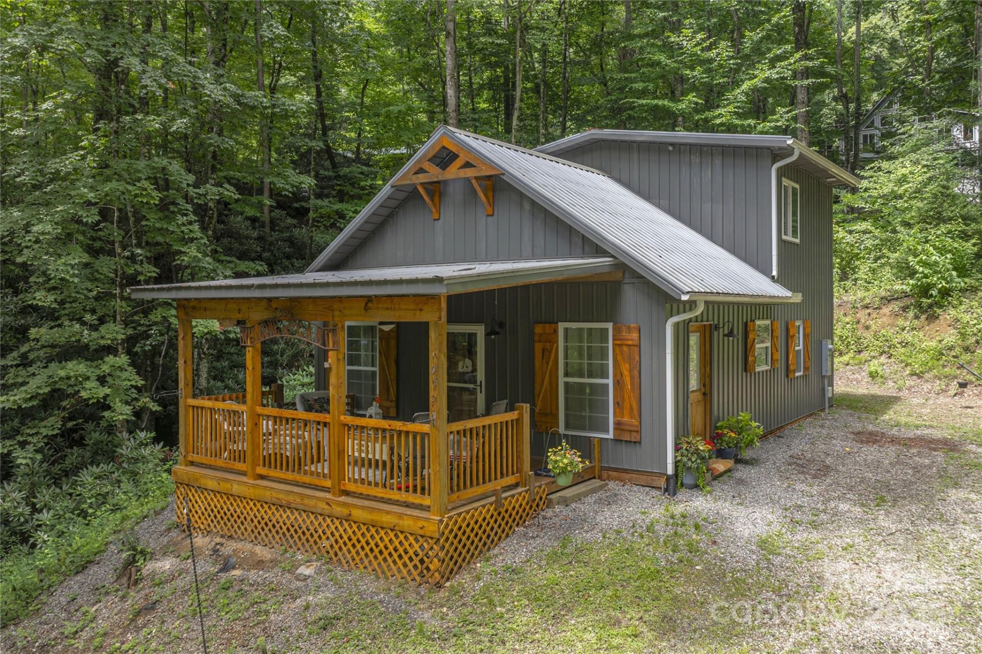 95 Robin Hood Lane
