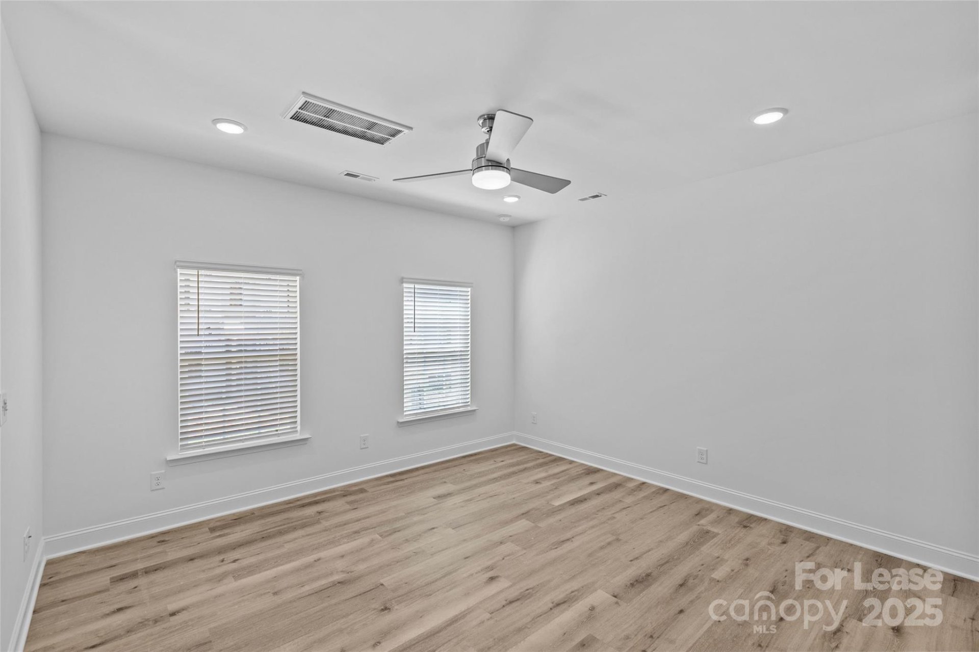 Property image 4 at 4008 Crooked Spruce Court, Matthews, NC 28105