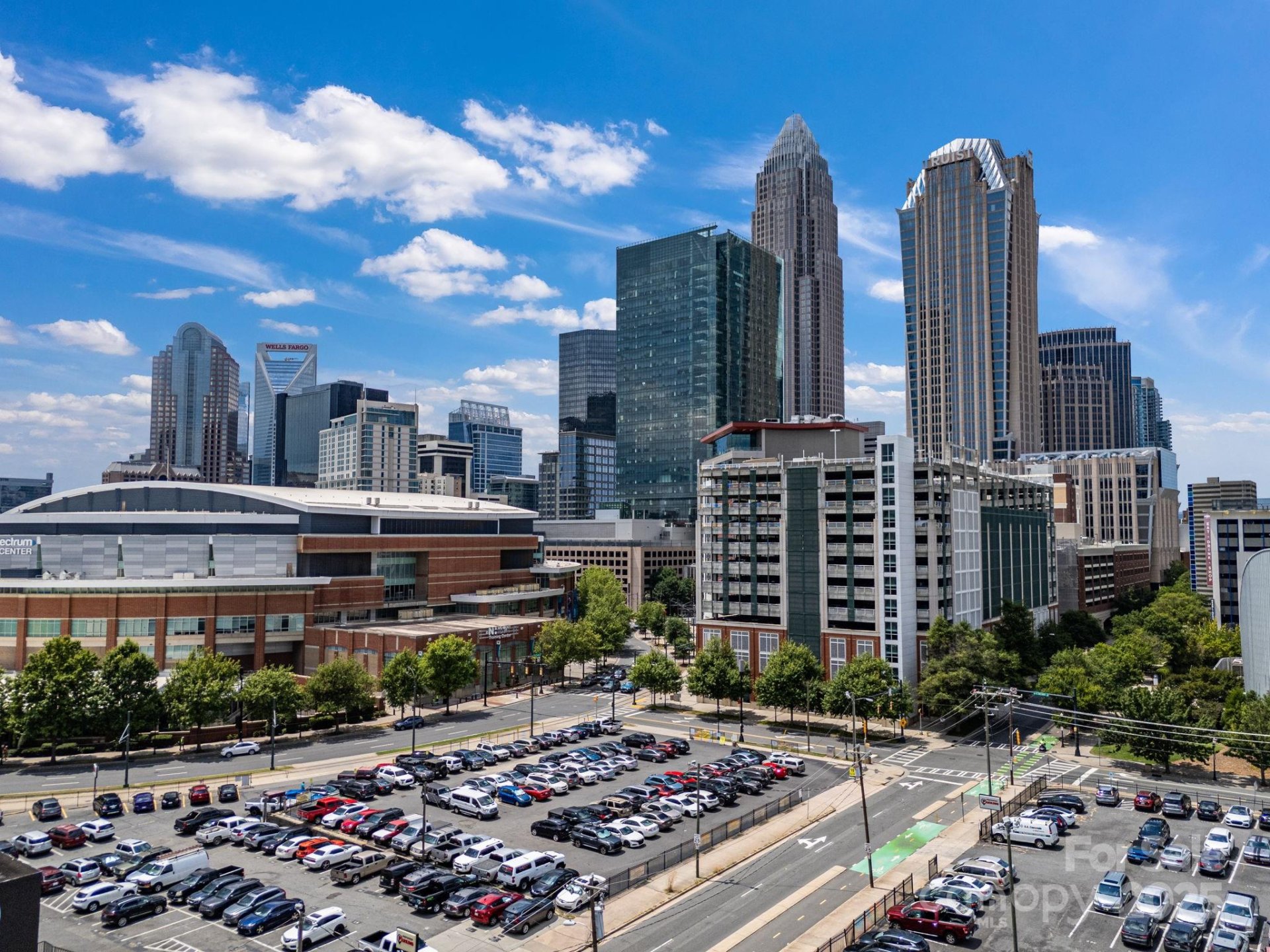 Property image 2 at 505 E 6th Street, Charlotte, NC 28202
