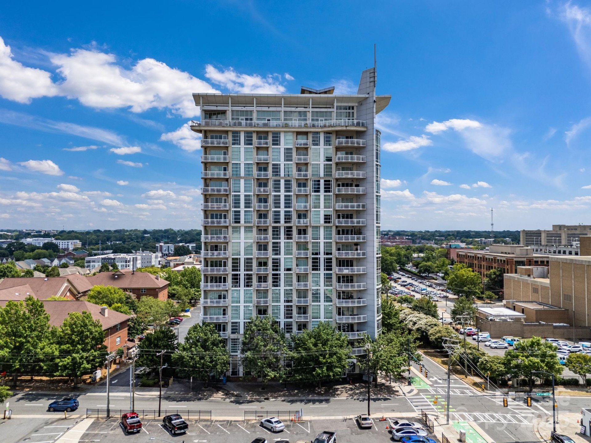 Property image 4 at 505 E 6th Street, Charlotte, NC 28202