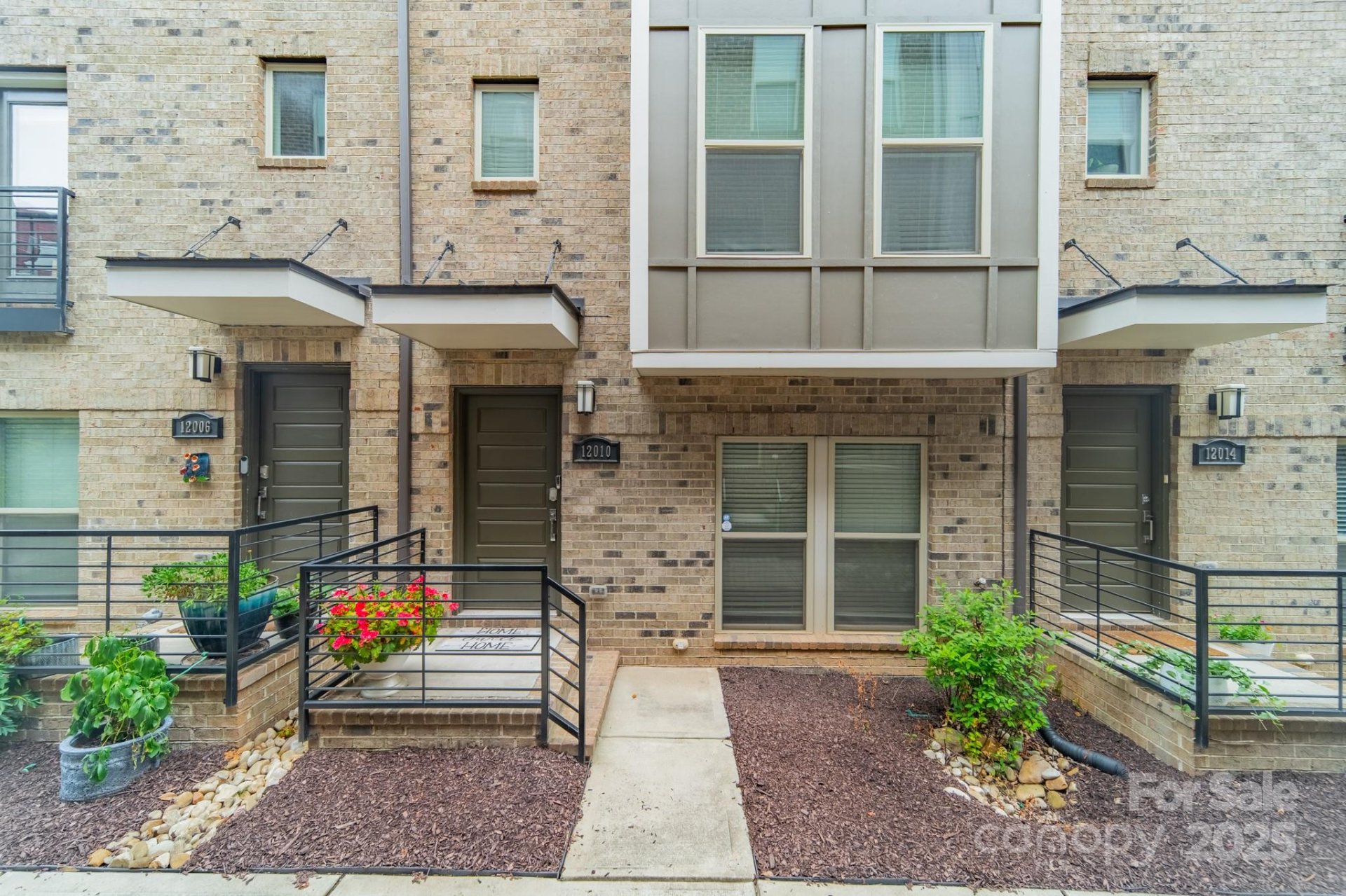 Property image 2 at 12010 Brooklyn Avenue, Charlotte, NC 28204