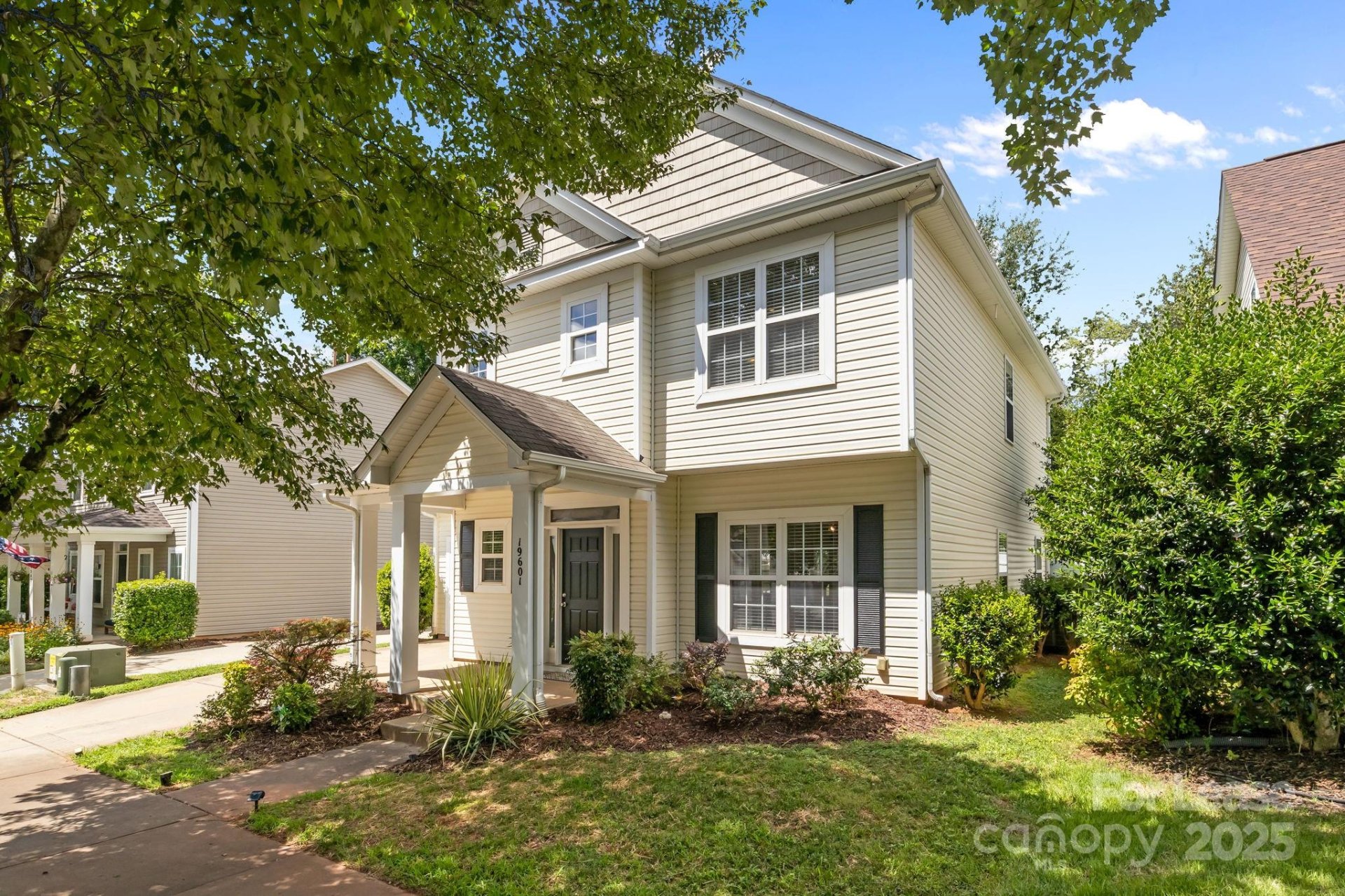 Property image 1 at 19601 Denae Lynn Drive, Cornelius, NC 28031