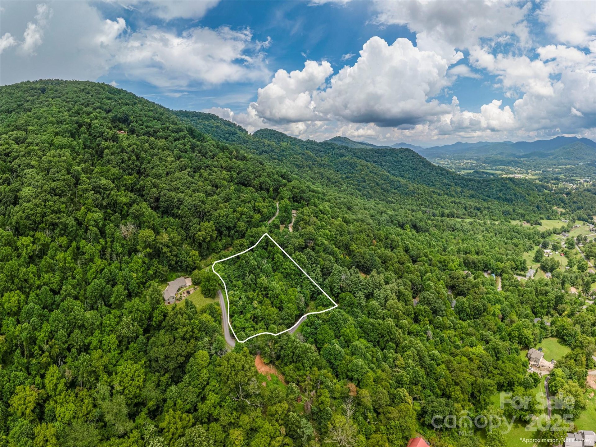 Property image 3 at 999 Cobblestone Drive, Waynesville, NC 28786