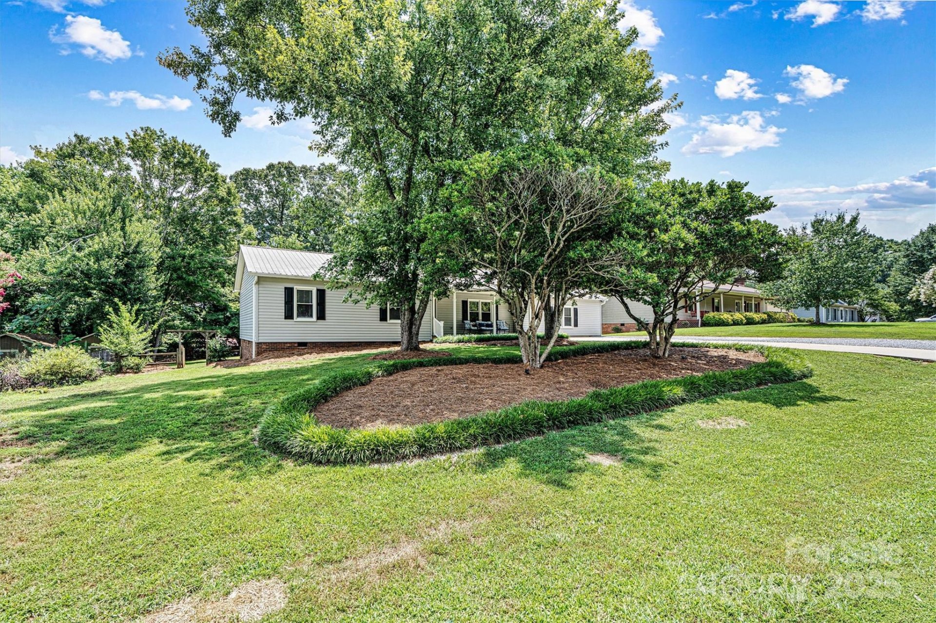 Property image 2 at 1328 32nd Street Court, Conover, NC 28613