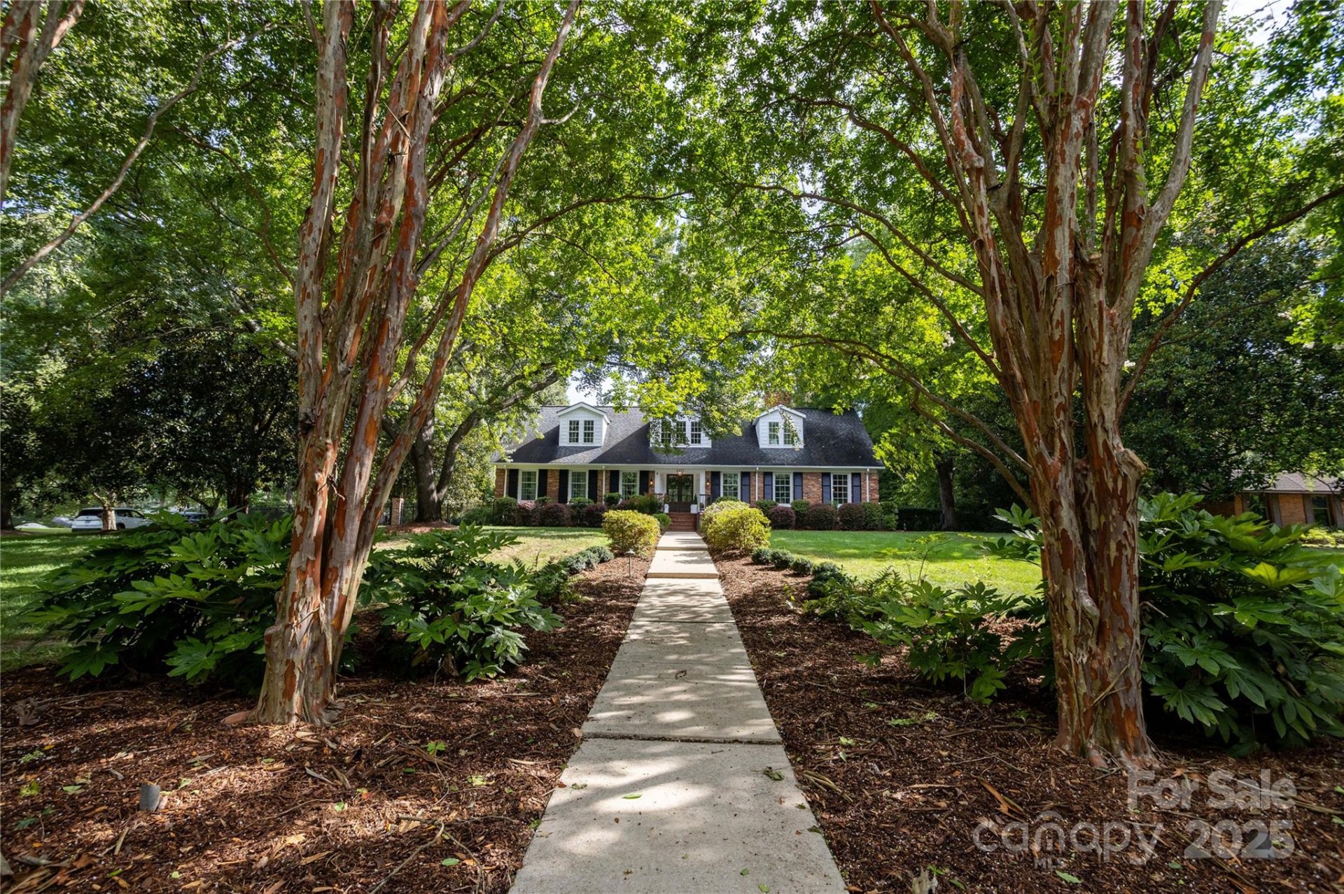 Property image 5 at 4401 Town And Country Drive, Charlotte, NC 28226
