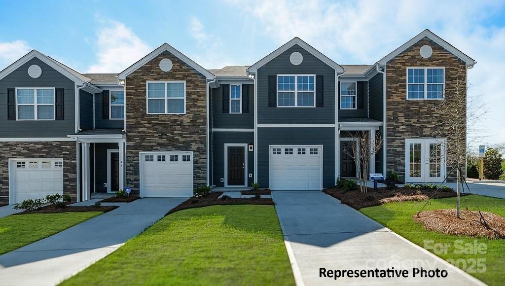 1318 Equestrian Lane