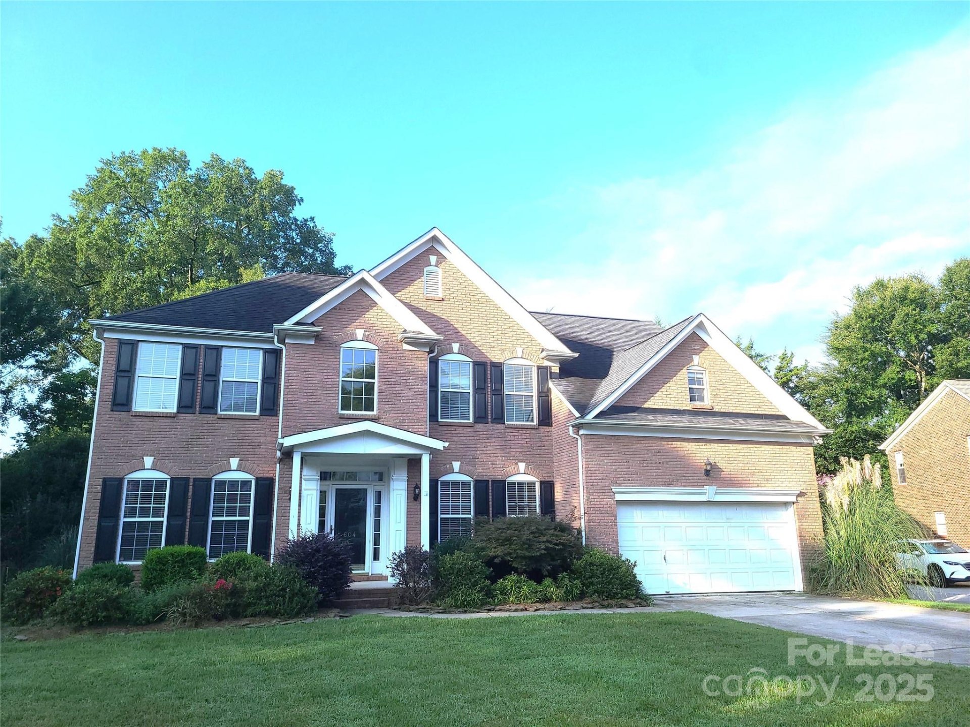604 Queenswater Lane