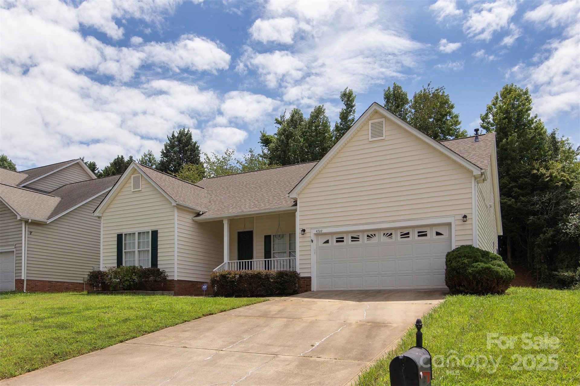 Property image 2 at 4722 Lone Tree Court, Charlotte, NC 28269