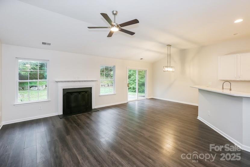 Property image 5 at 128 Edgington Street, Mooresville, NC 28115
