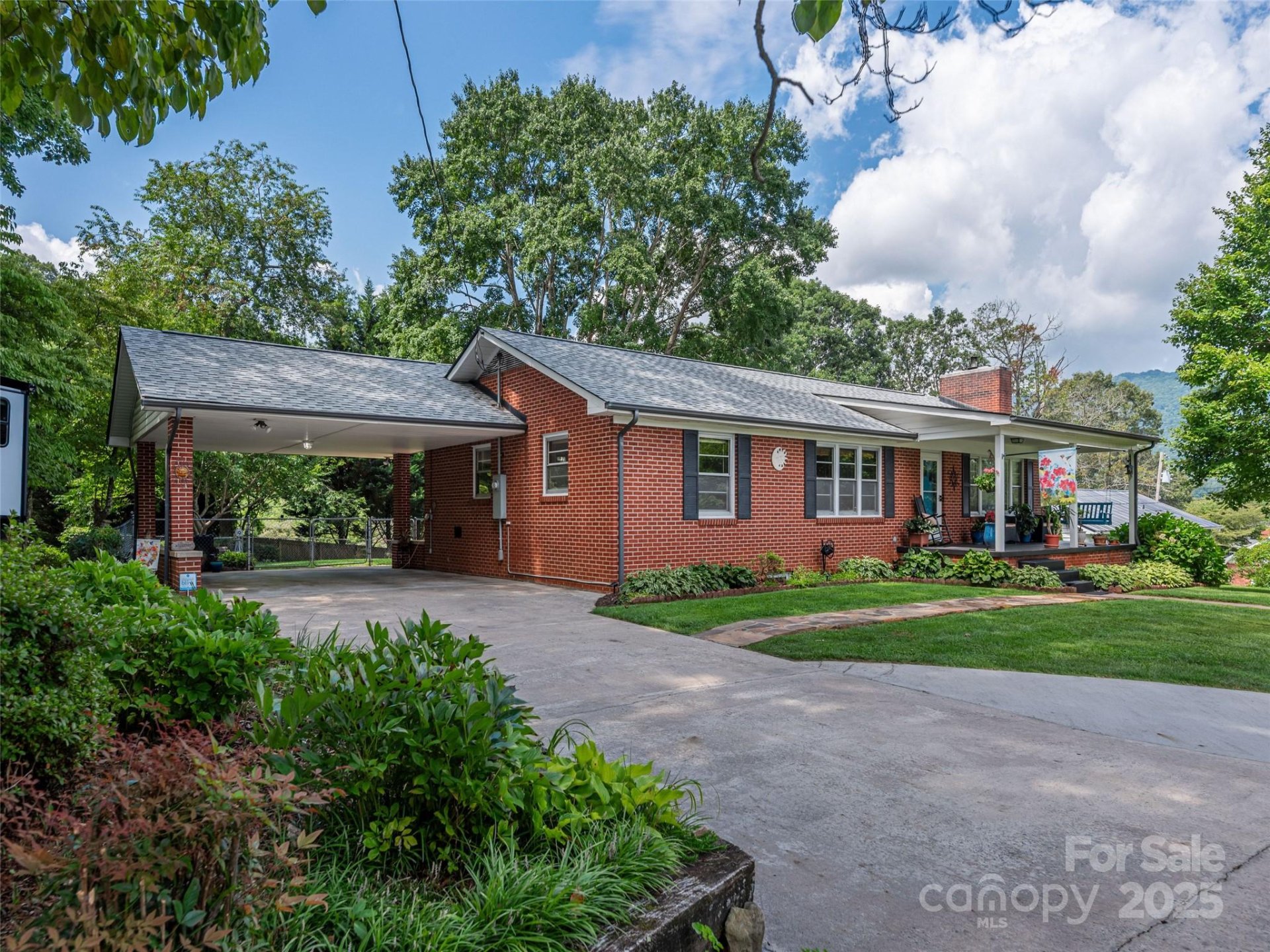 156 Highland Road