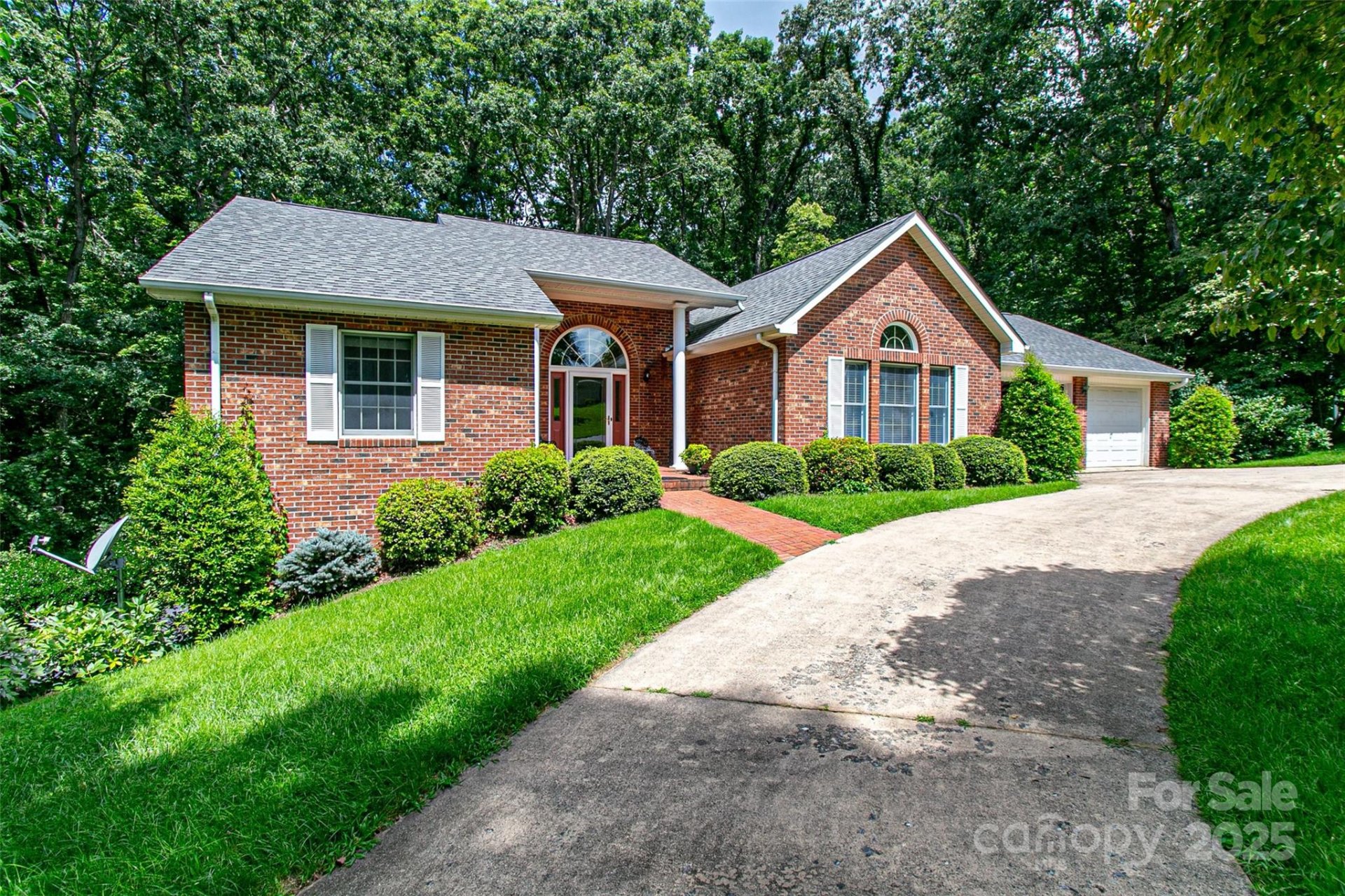 185 Oak Ridge Drive