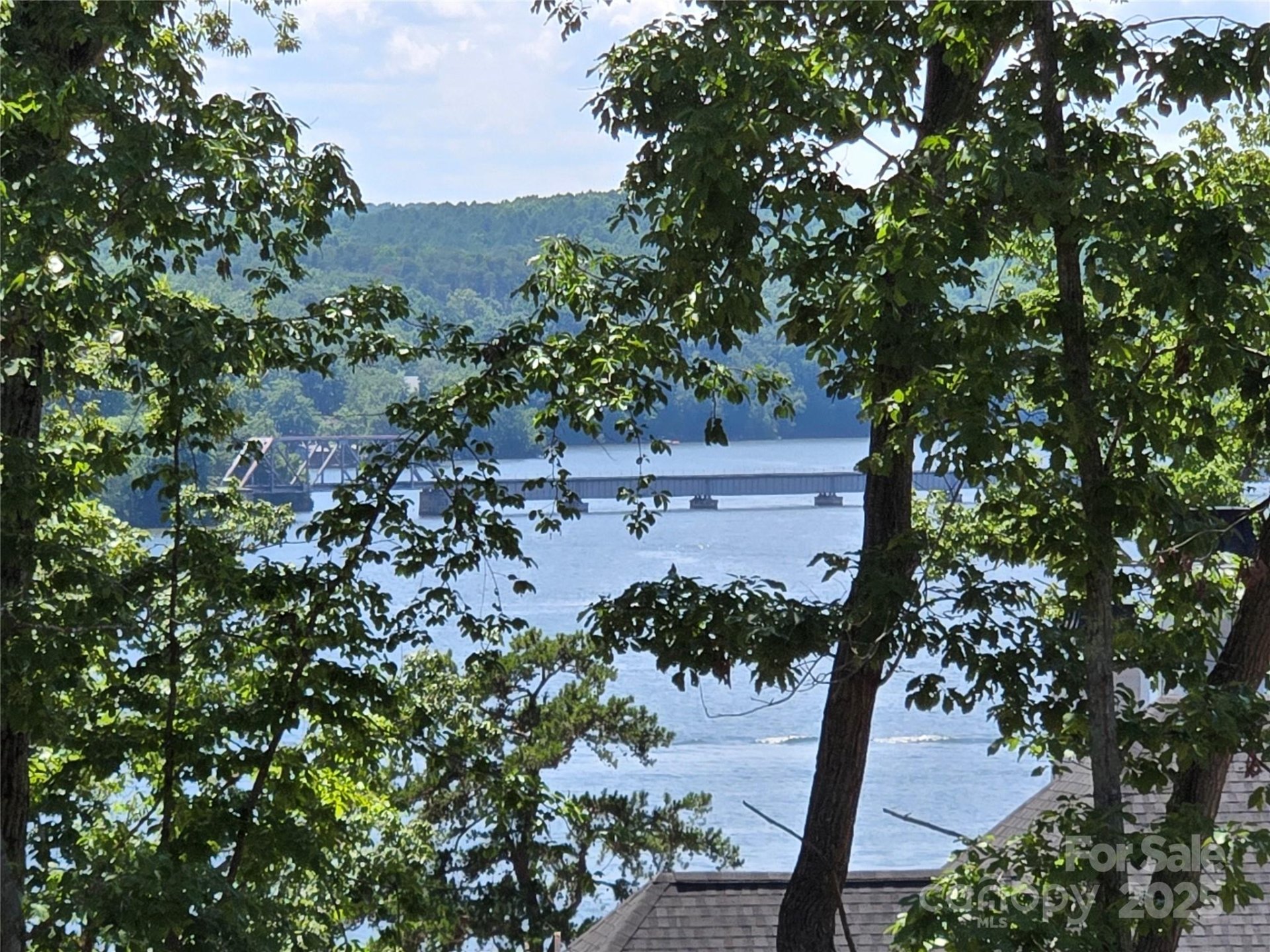 Property image 2 at 178 Kingfisher Court, Badin Lake, NC 28127
