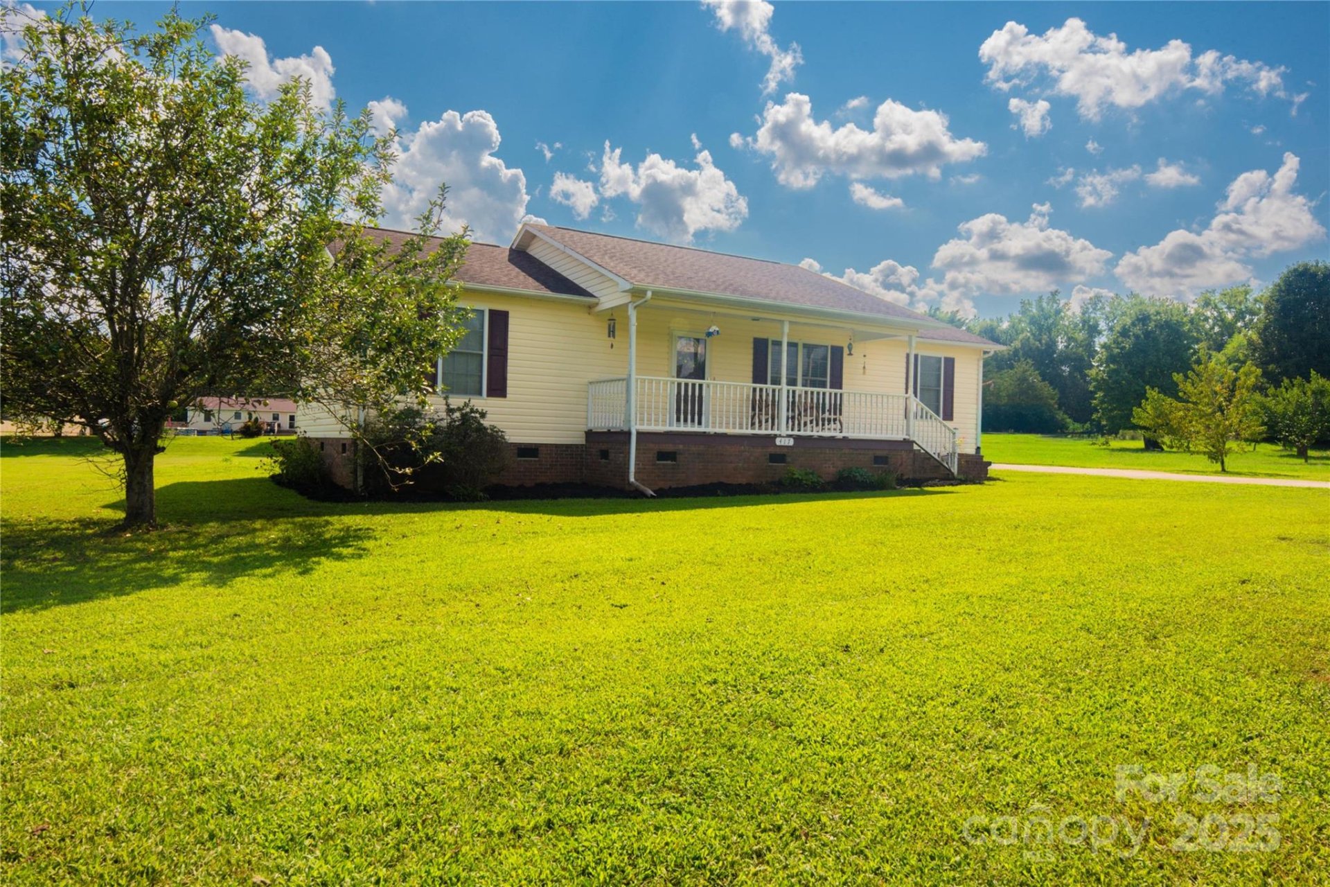 Property image 2 at 417 Canary Lane, York, SC 29745