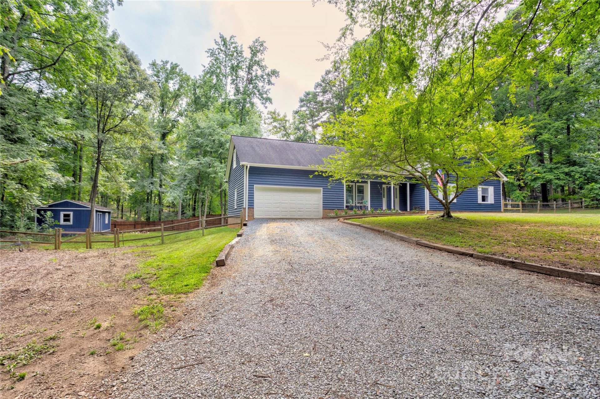 Property image 2 at 8913 Gosnell Drive, Charlotte, NC 28227