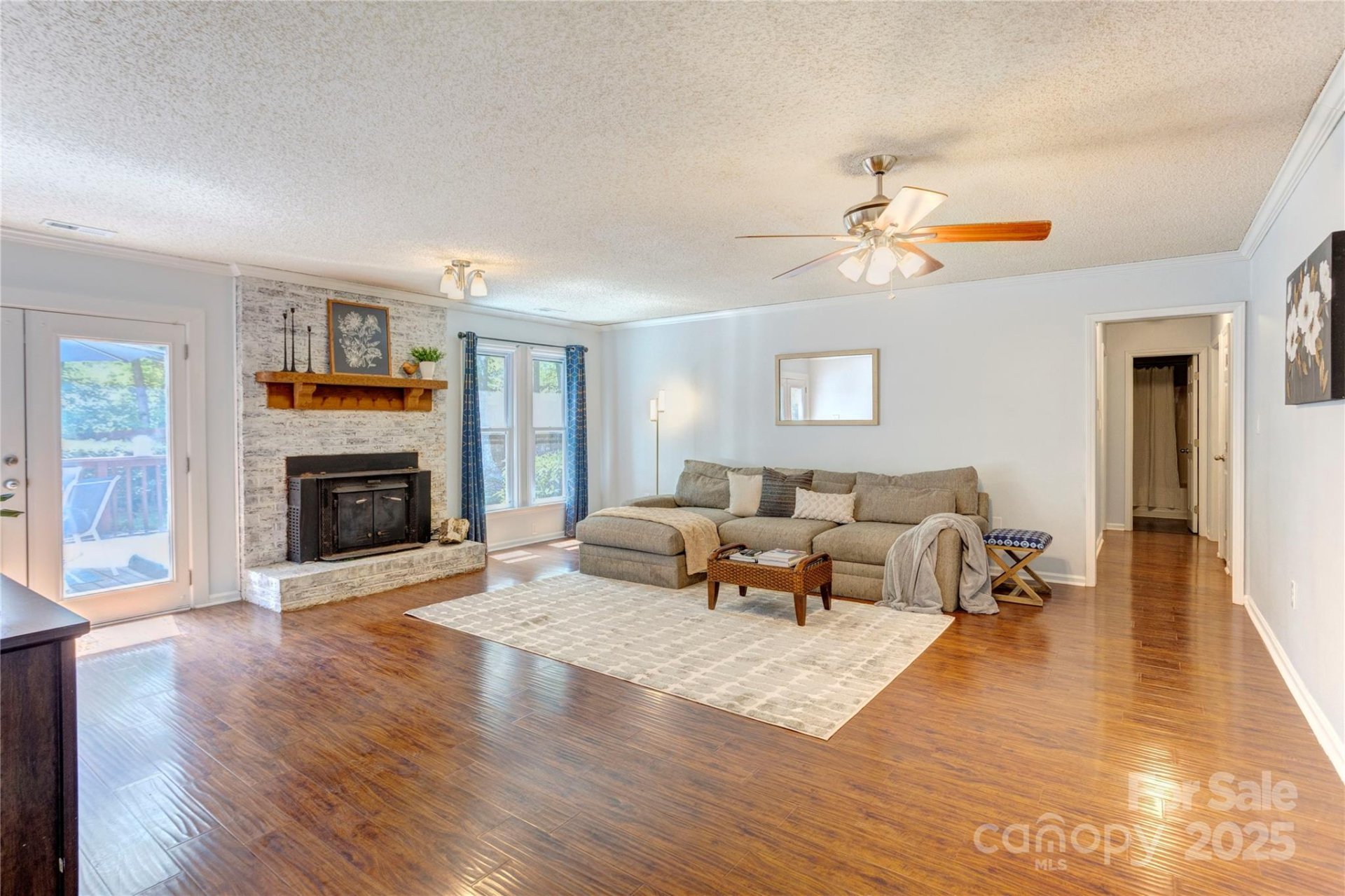 Property image 3 at 8913 Gosnell Drive, Charlotte, NC 28227