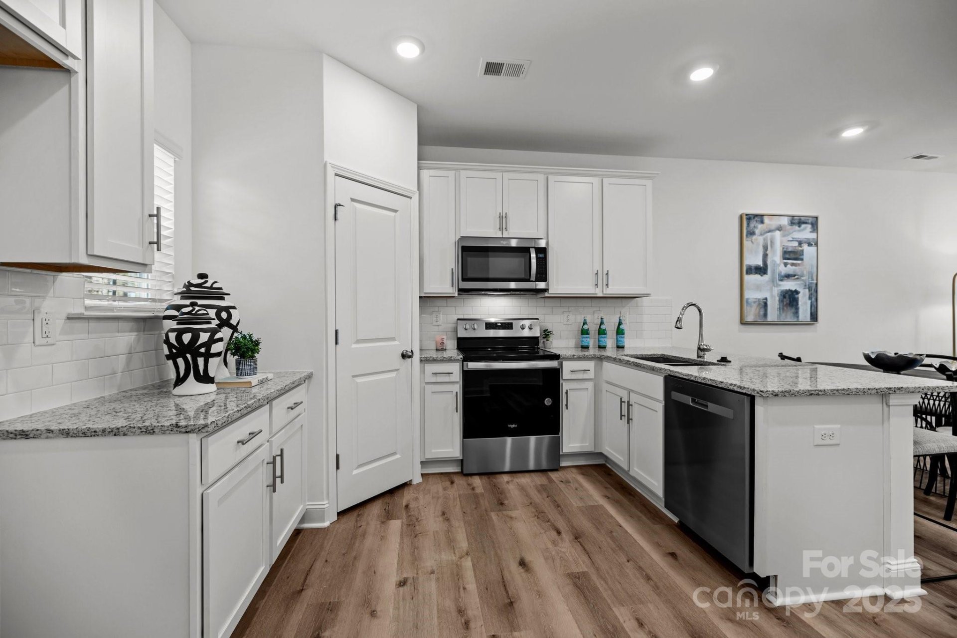Property image 3 at 3144 Butler Hill Drive, Matthews, NC 28105
