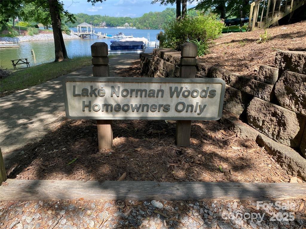 Lake Norman Woods