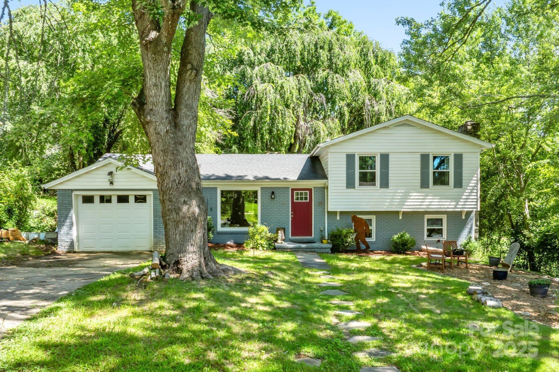 6 Morgan Boulevard