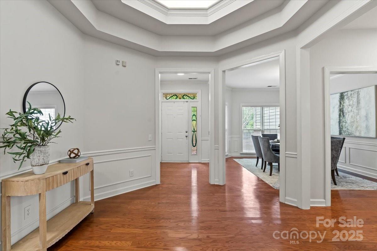 Property image 3 at 722 Meadow Lake Drive, Matthews, NC 28105