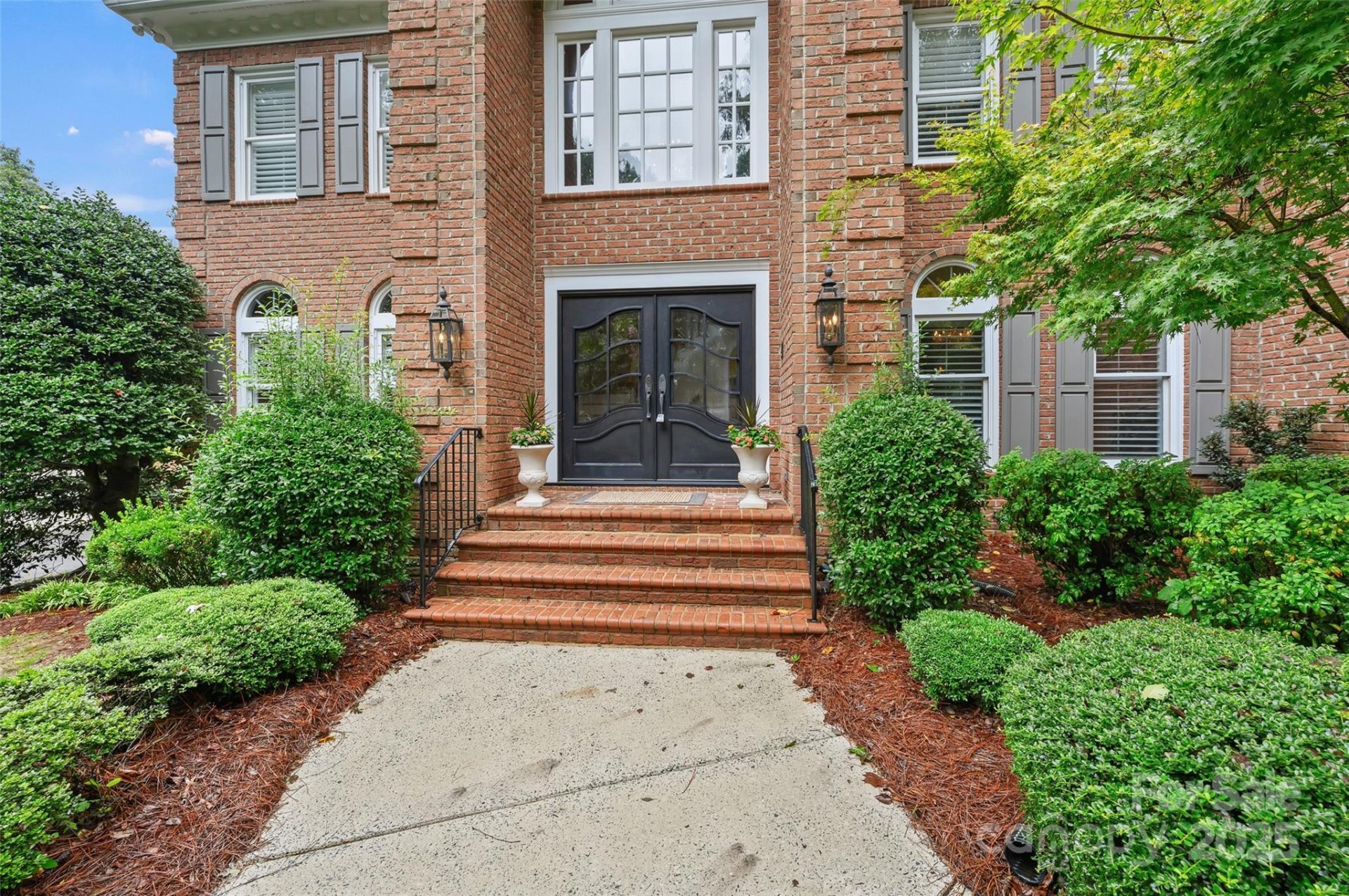Property image 2 at 7312 Willesden Lane, Charlotte, NC 28277