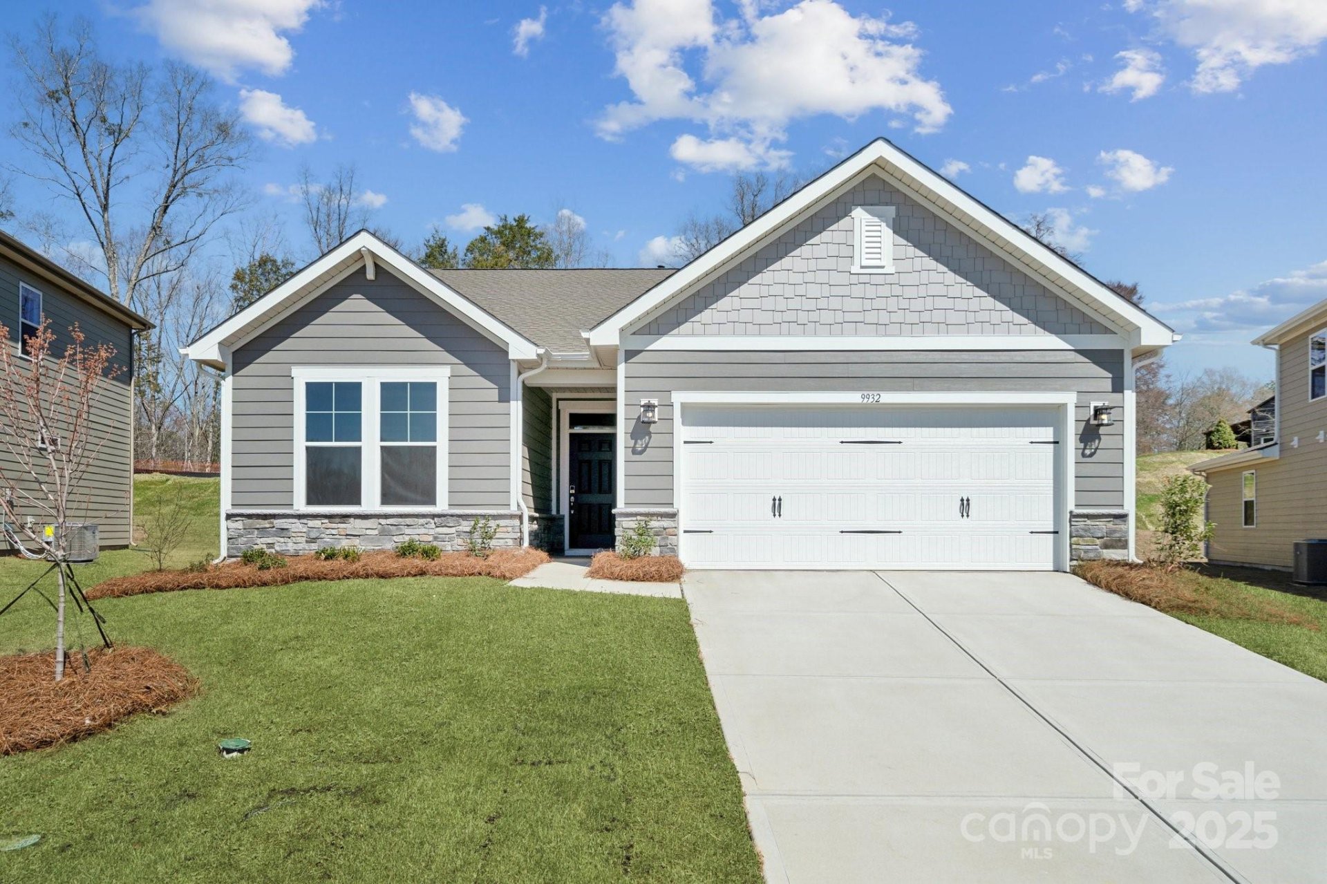9932 Manor Vista Trail
