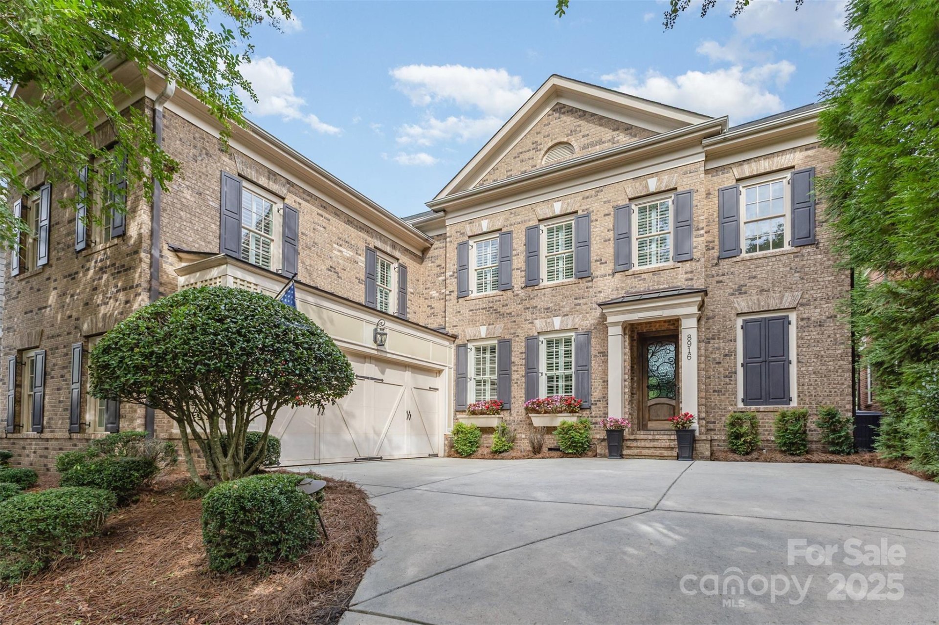 Property image 3 at 8916 Heydon Hall Circle, Charlotte, NC 28210