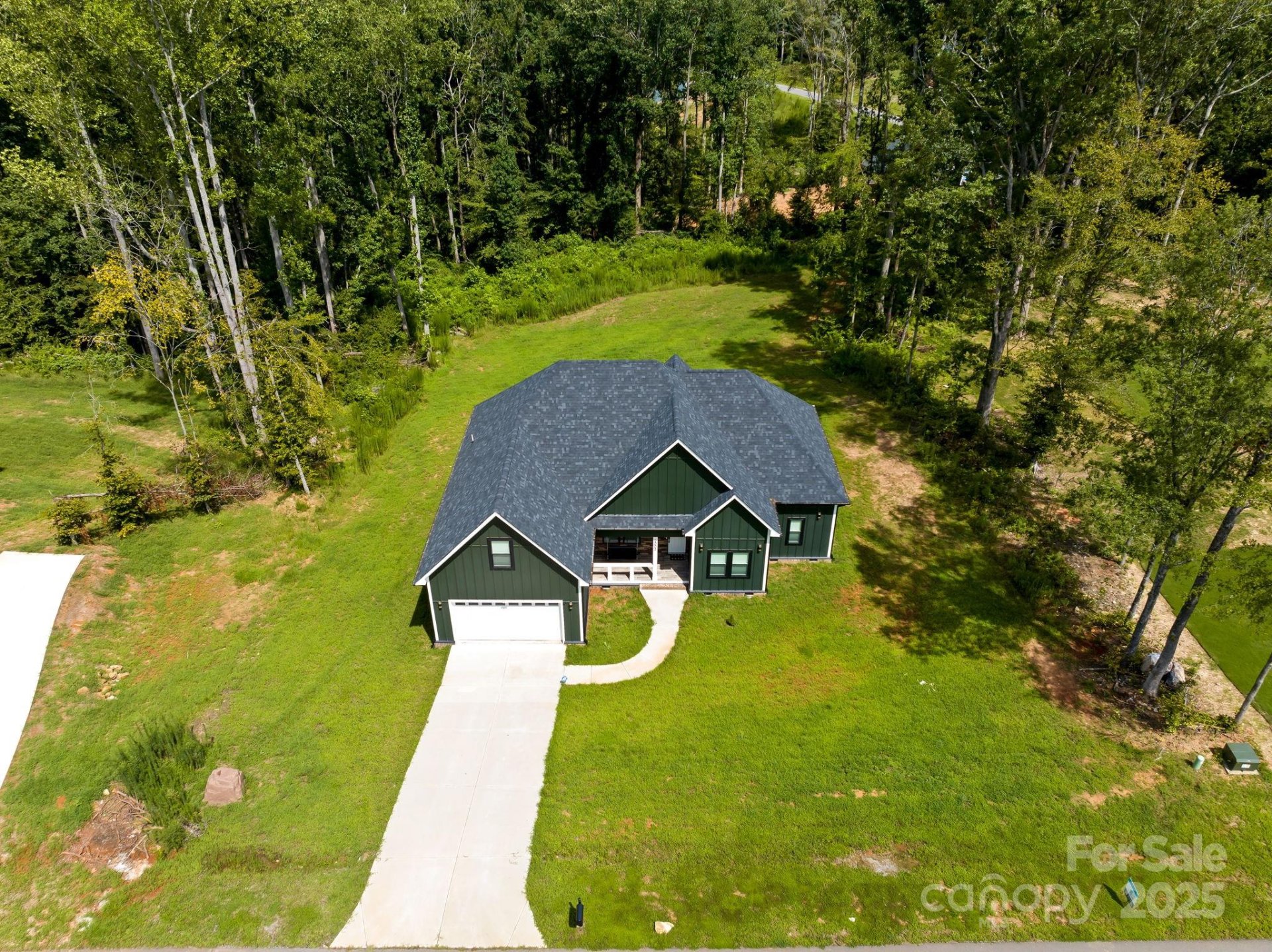 Property image 2 at 2002 Plain Field Drive, Bessemer City, NC 28016