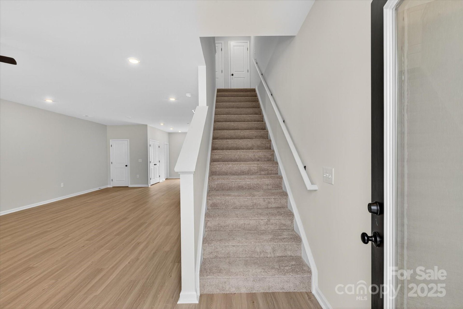 Property image 2 at 1986 W Davidson Avenue, Gastonia, NC 28052