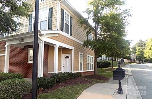 Property image 1 at 15402 St Christopher Court, Charlotte, NC 28277