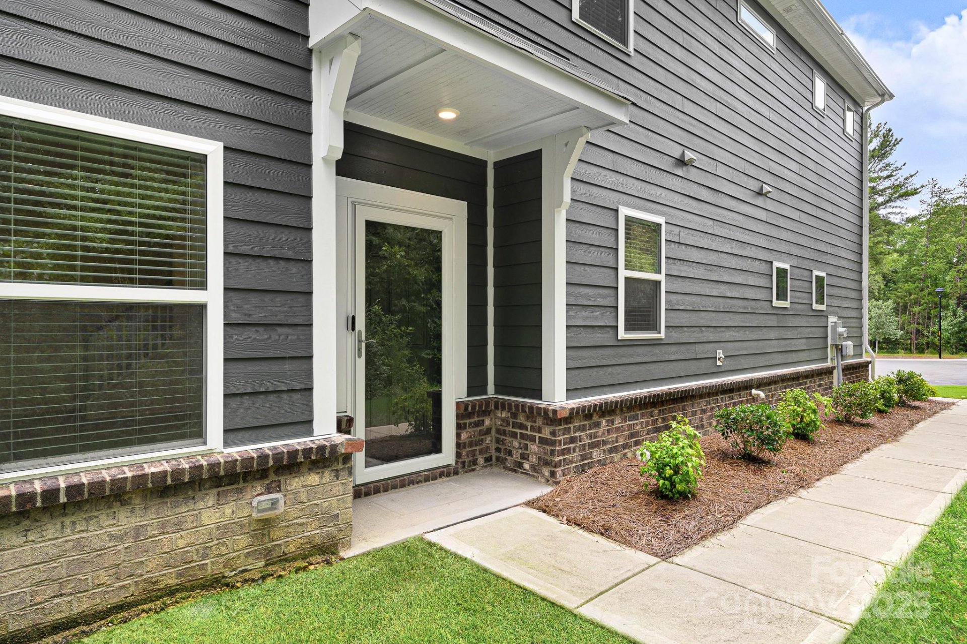 Property image 3 at 254 Quinn Road, Matthews, NC 28104