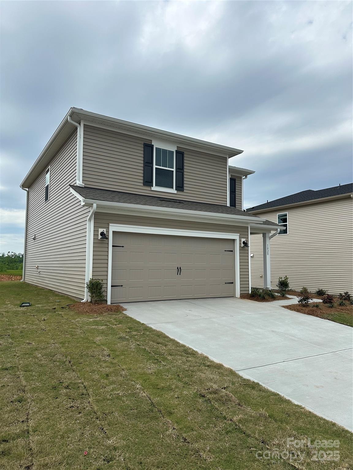 1028 Harry Court