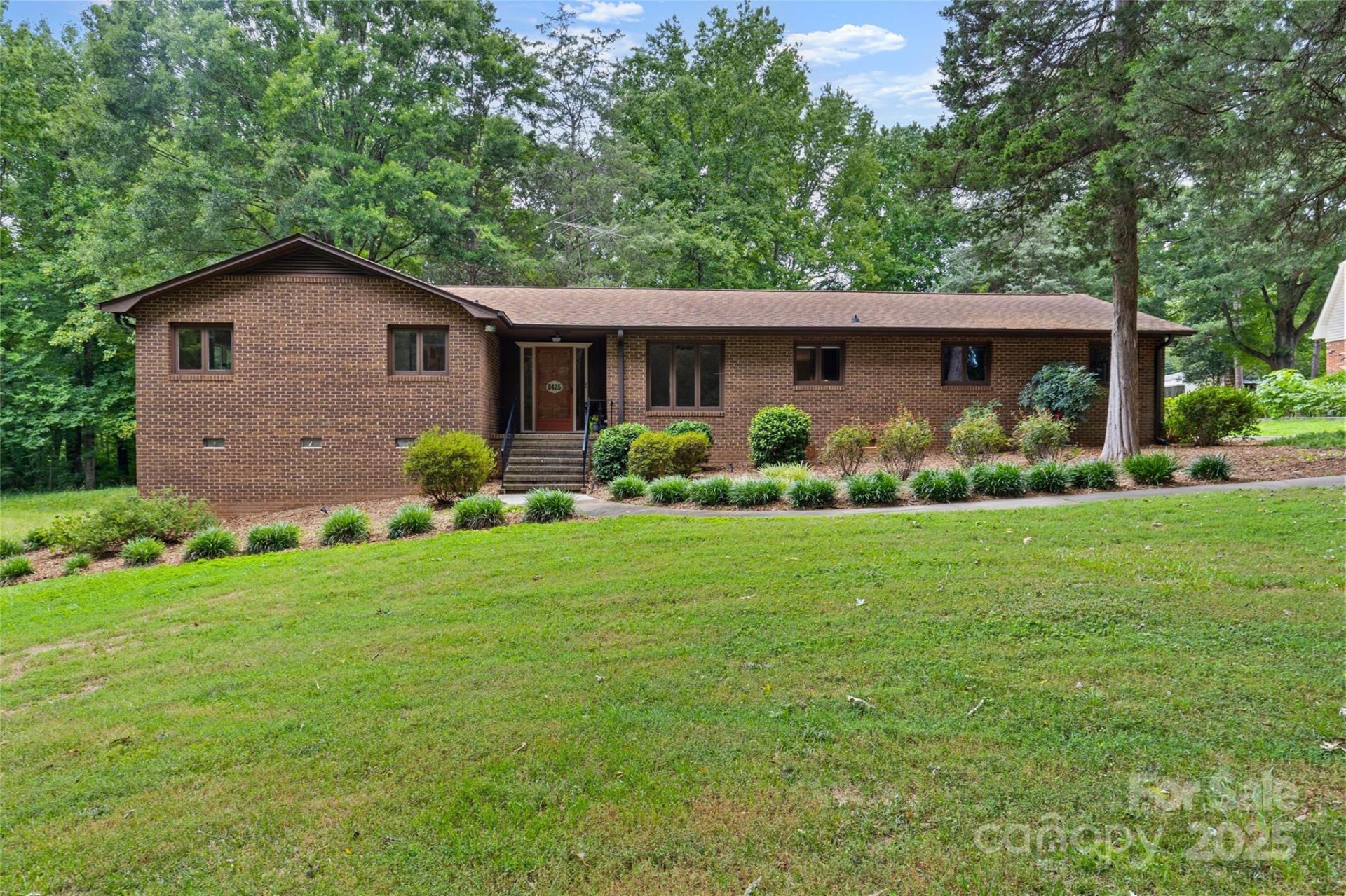 Cedarbrook Acres, Charlotte Community