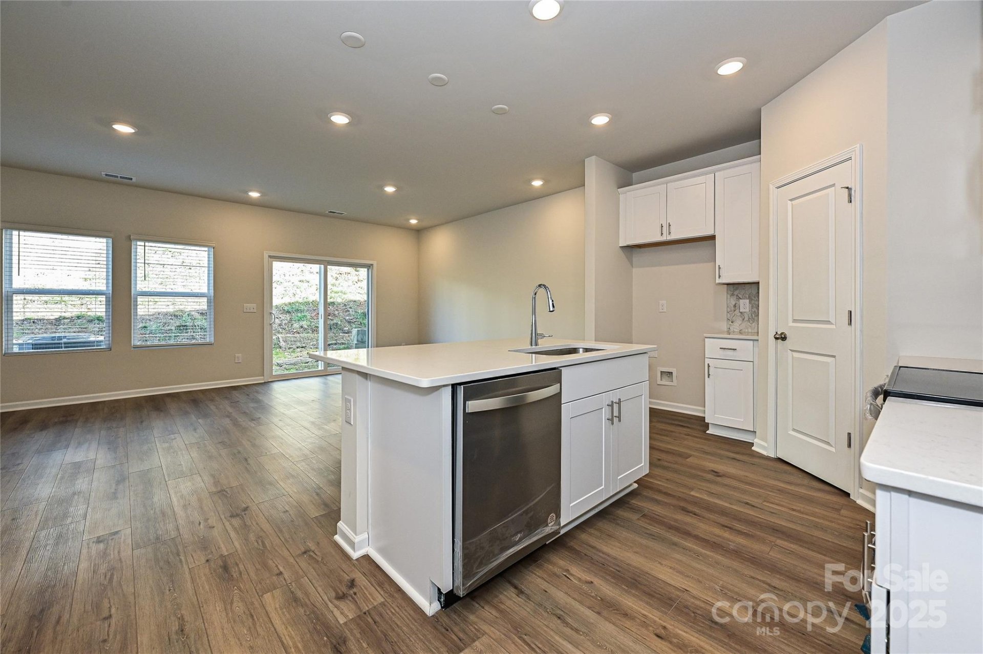 Property image 2 at 4104 Summit Woods Drive, Charlotte, NC 28216