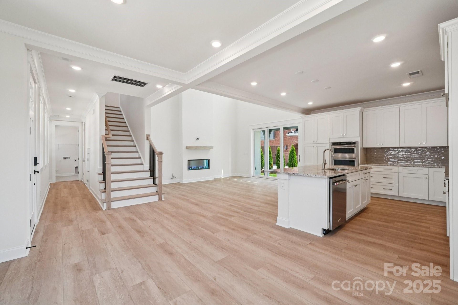 Property image 3 at 908 Coast Drive, Tega Cay, SC 29708