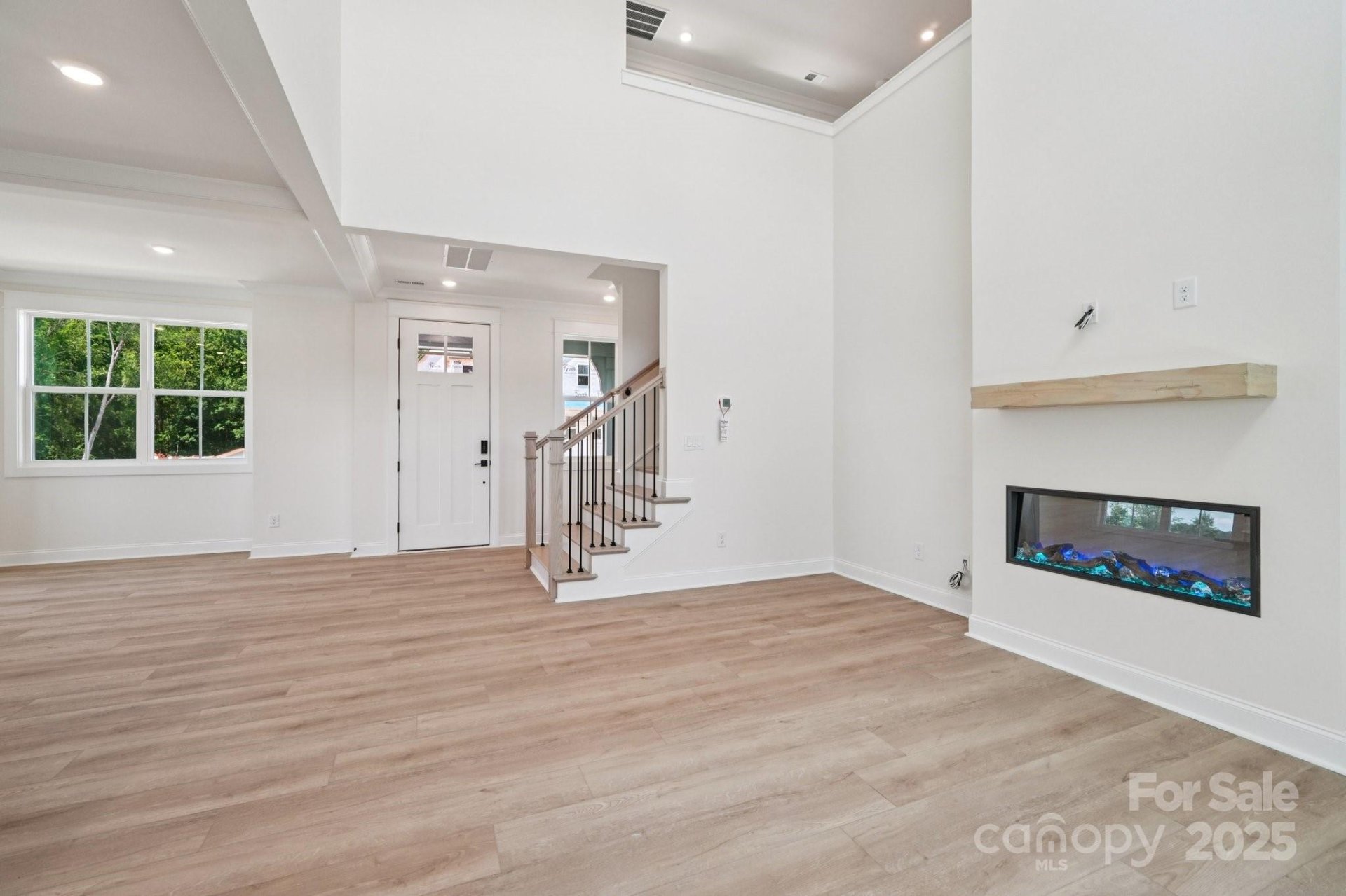 Property image 5 at 908 Coast Drive, Tega Cay, SC 29708