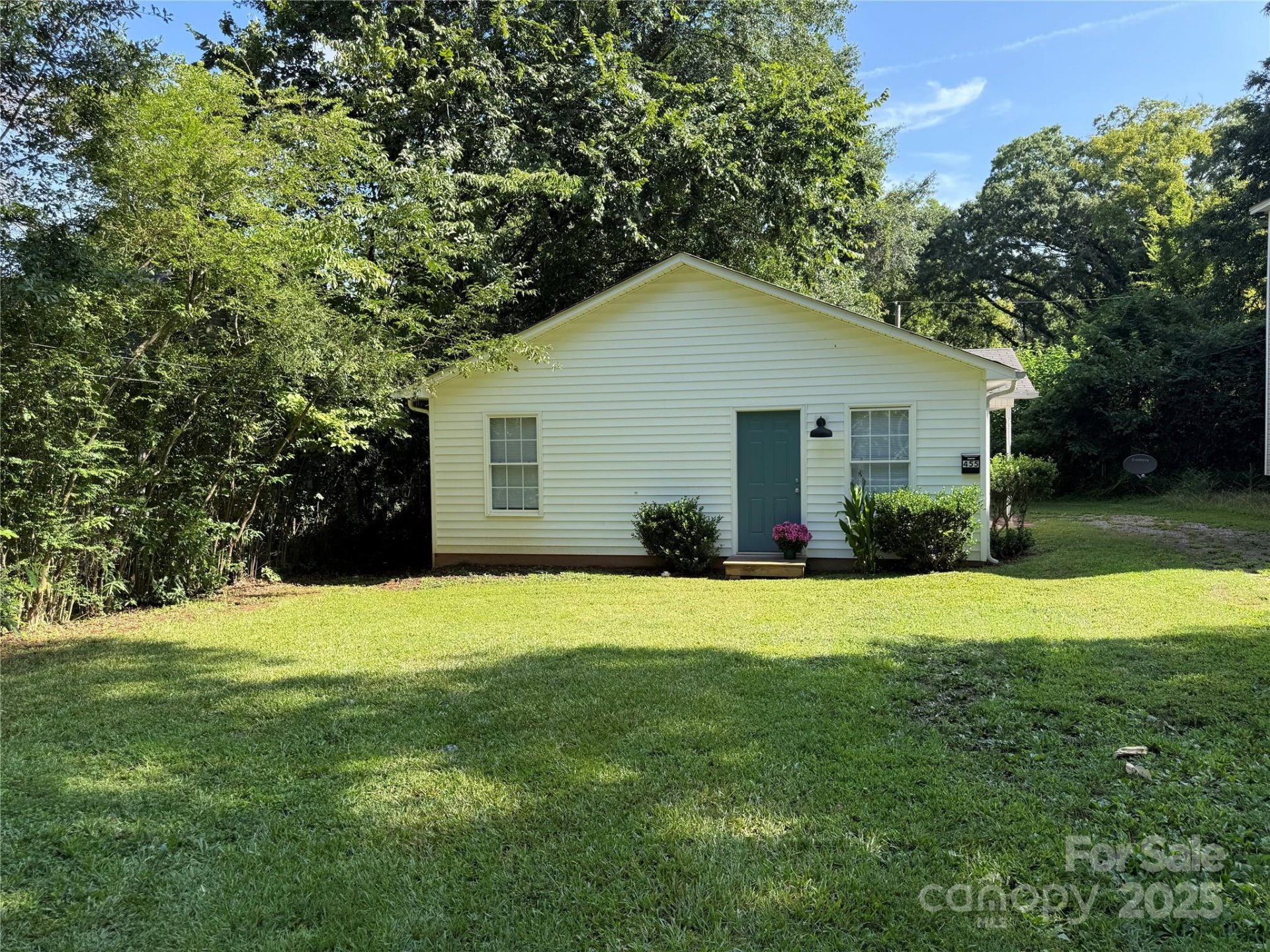 Willowbrook, Rock Hill Community