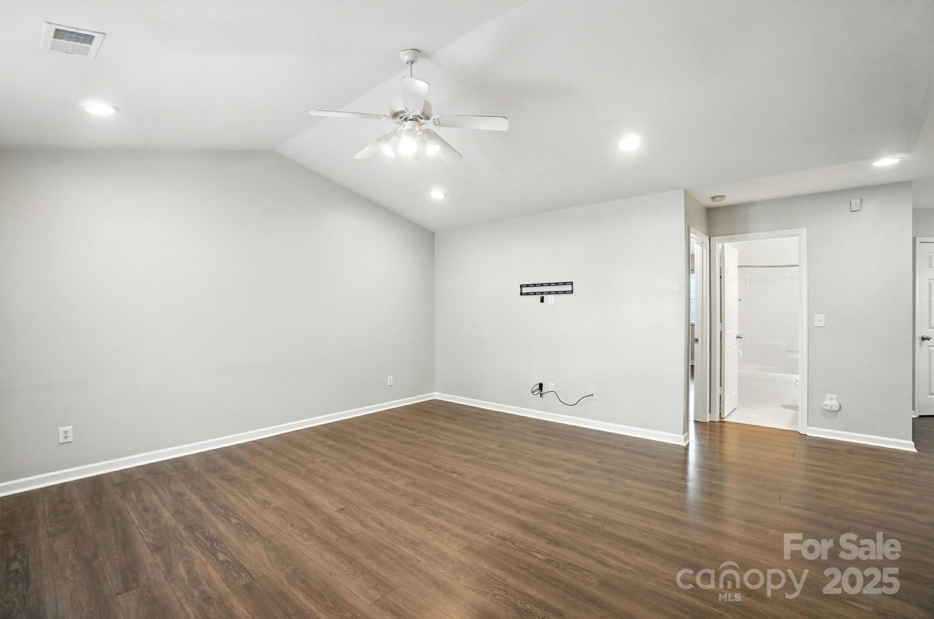 Property image 3 at 5911 Moose Lane, Charlotte, NC 28269
